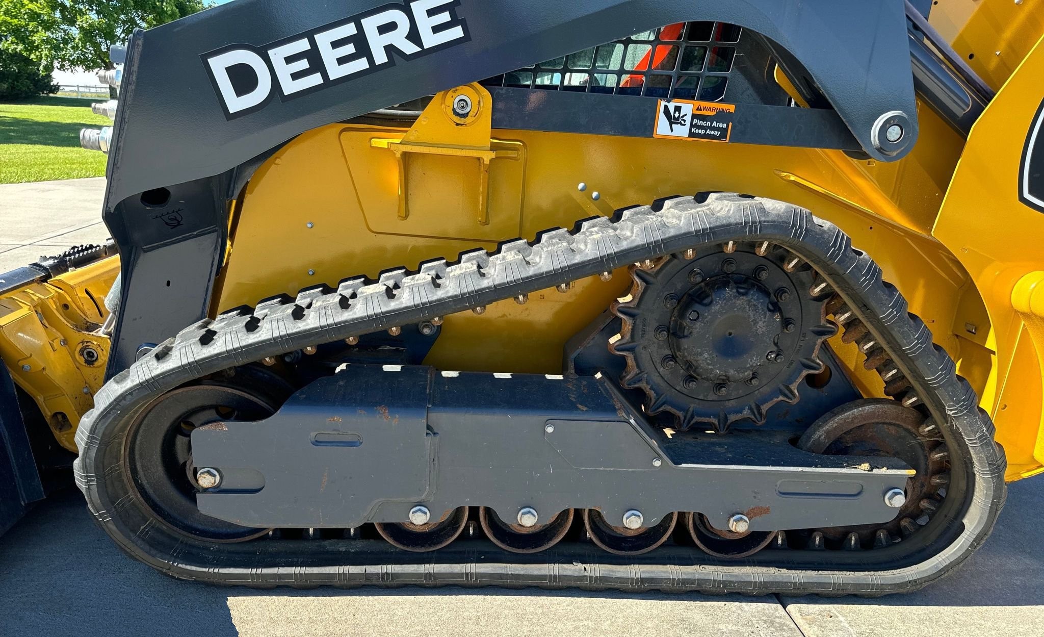 gallery 2023 John Deere 317G tracked skid steer loader