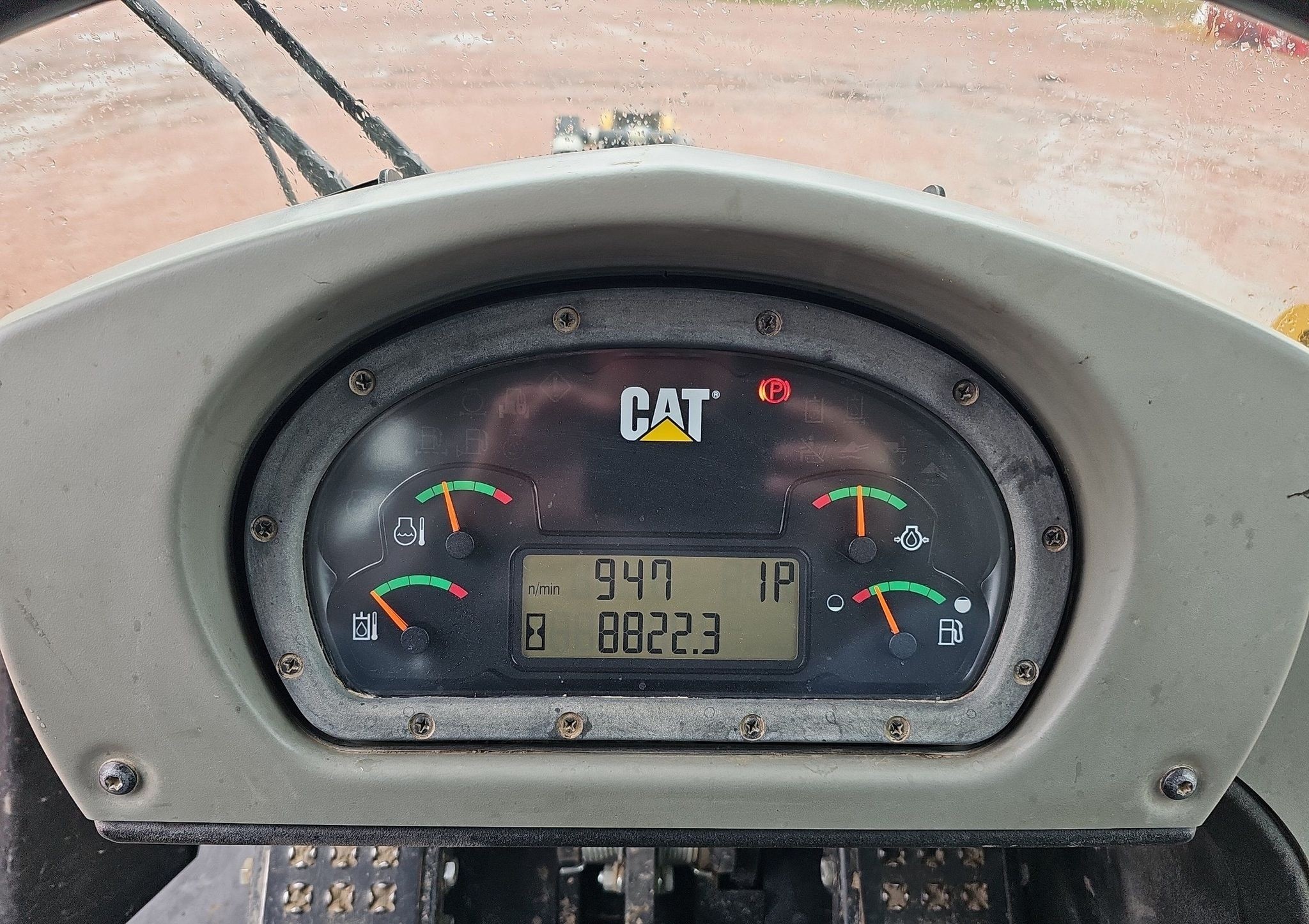 gallery 2015 Caterpillar 963D track loader