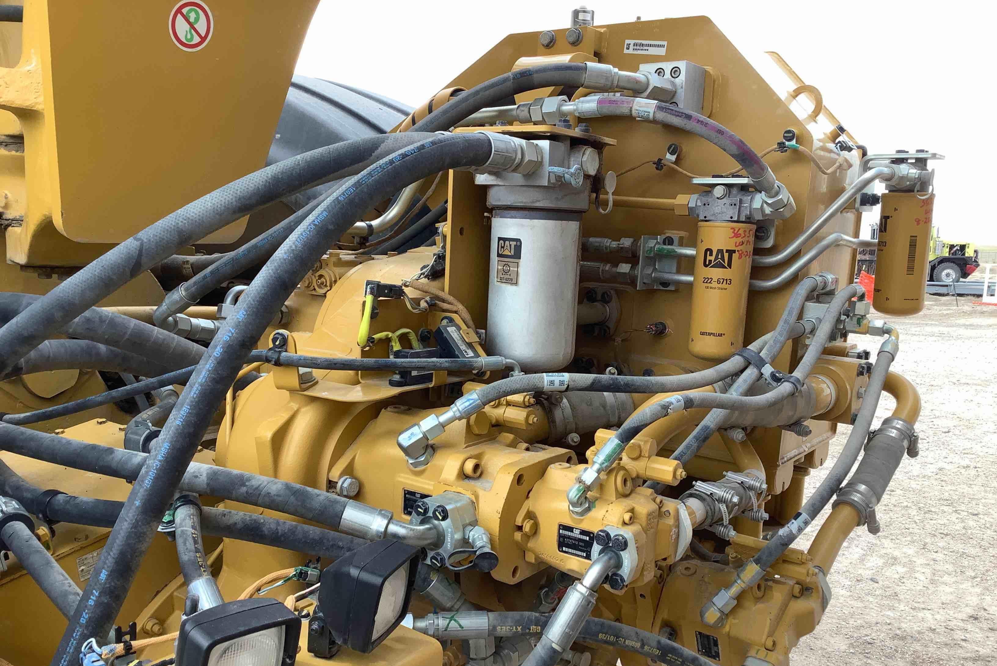 gallery 2017 Caterpillar 623K Self Propelled Elevating Scraper