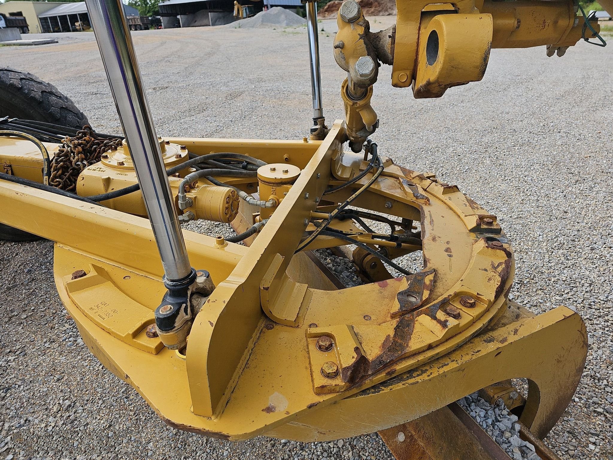 gallery 2013 Caterpillar 12M2 VHP Plus motor grader