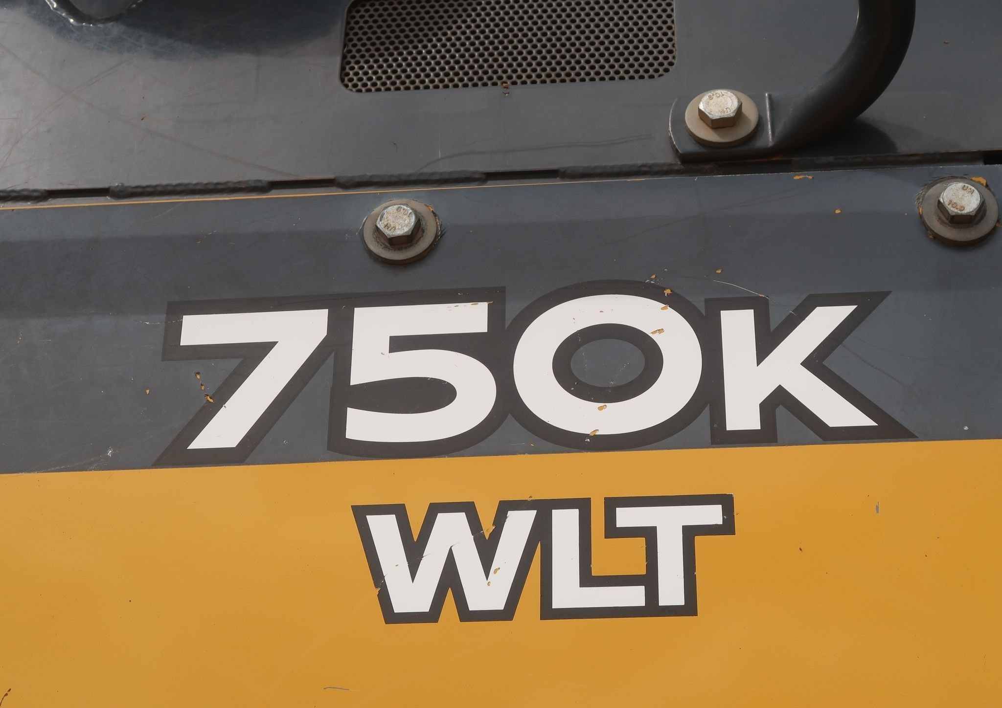 gallery 2015 John Deere 750K WLT dozer