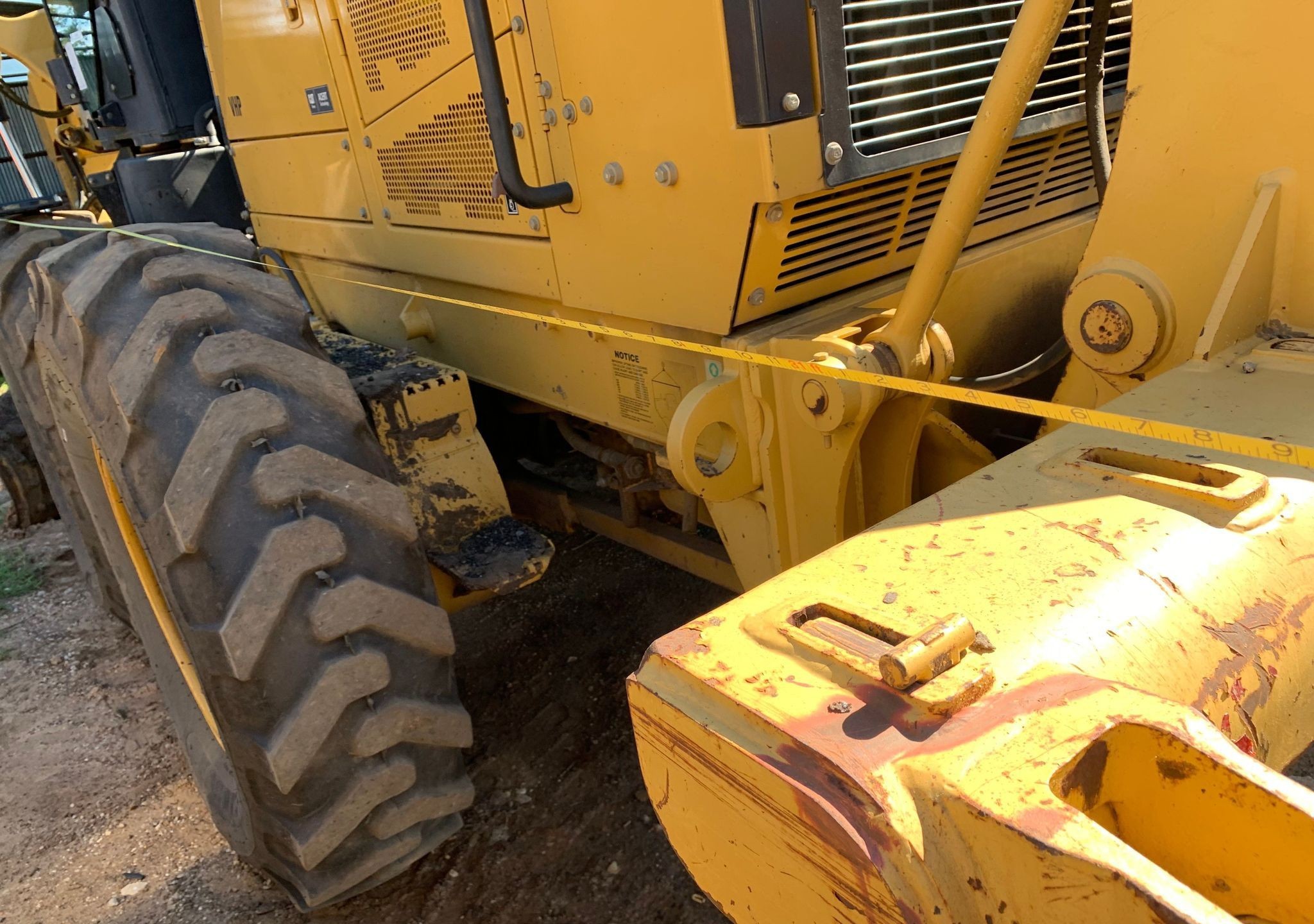 gallery 2008 Caterpillar 140M motor grader