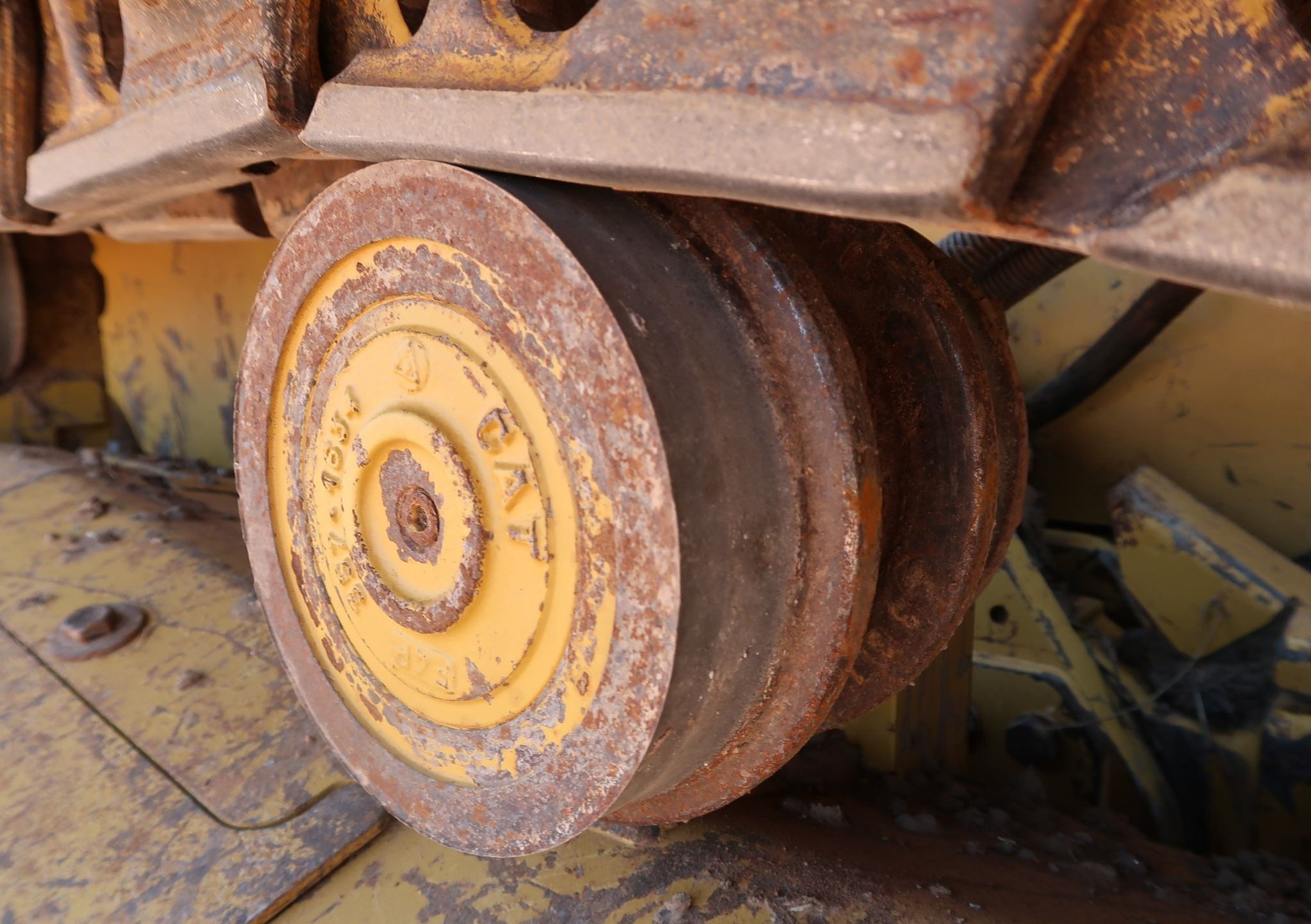 gallery 2014 Caterpillar D6K2 XL dozer