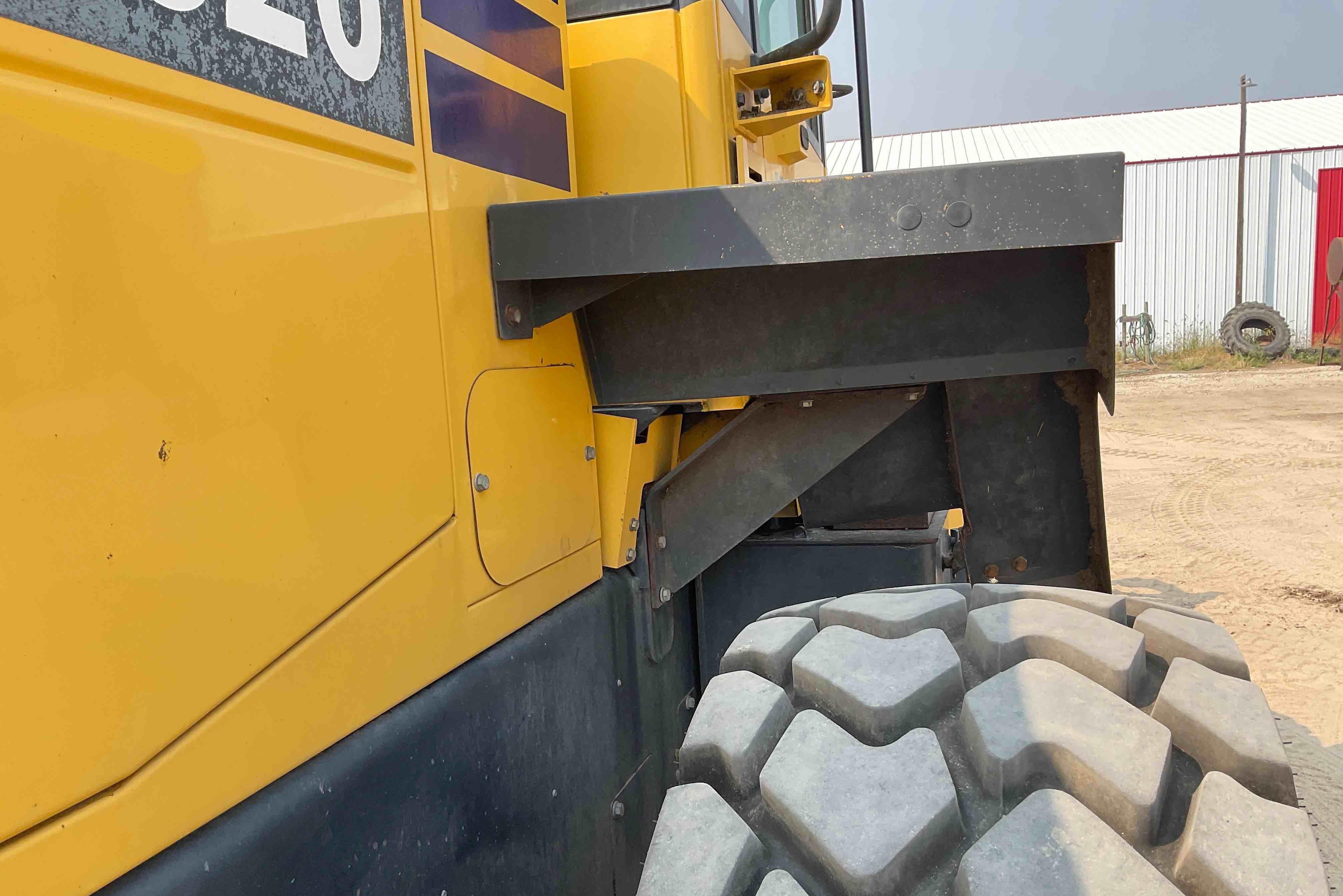gallery 2008 Komatsu WA320-5L Wheel Loader W/Grapple