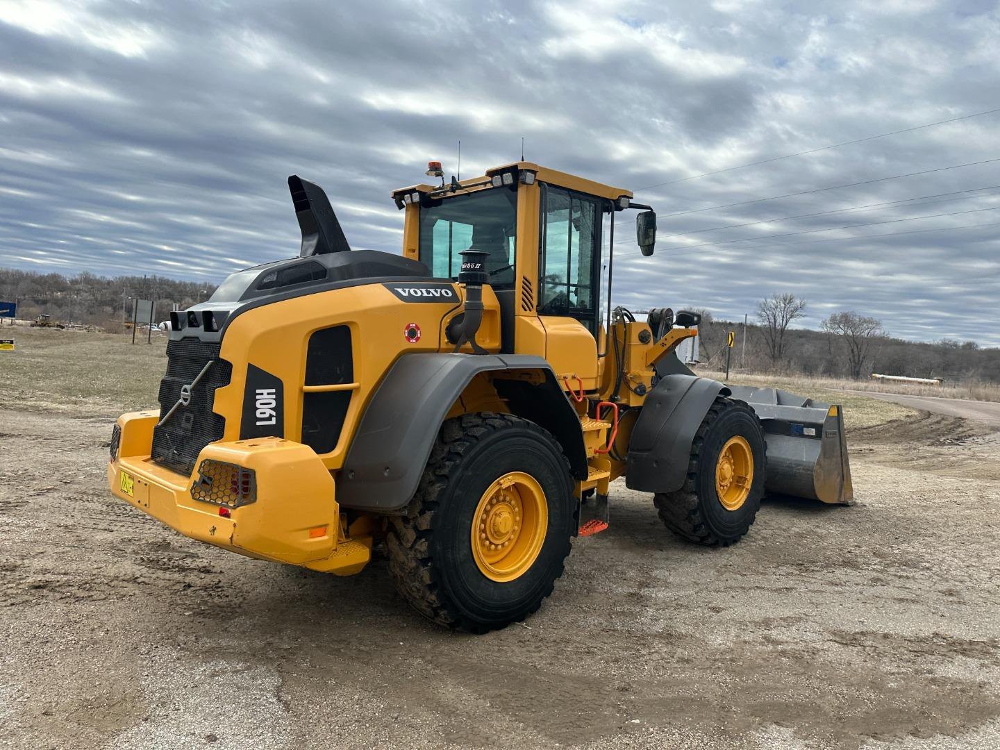 gallery 2018 Volvo L90H Wheel Loader