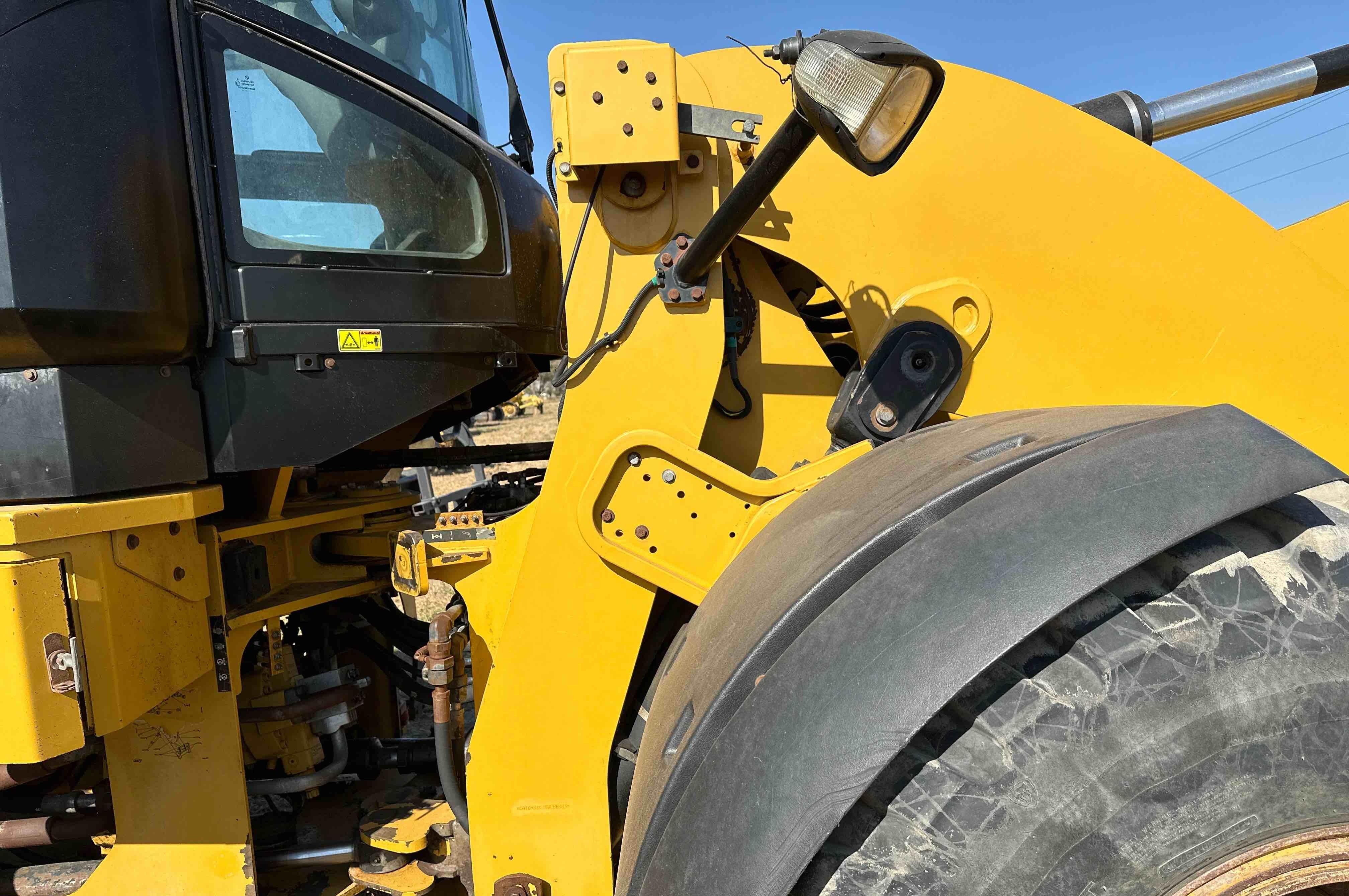 gallery 2012 Caterpillar 938K High Lift Wheel Loader WGrapple