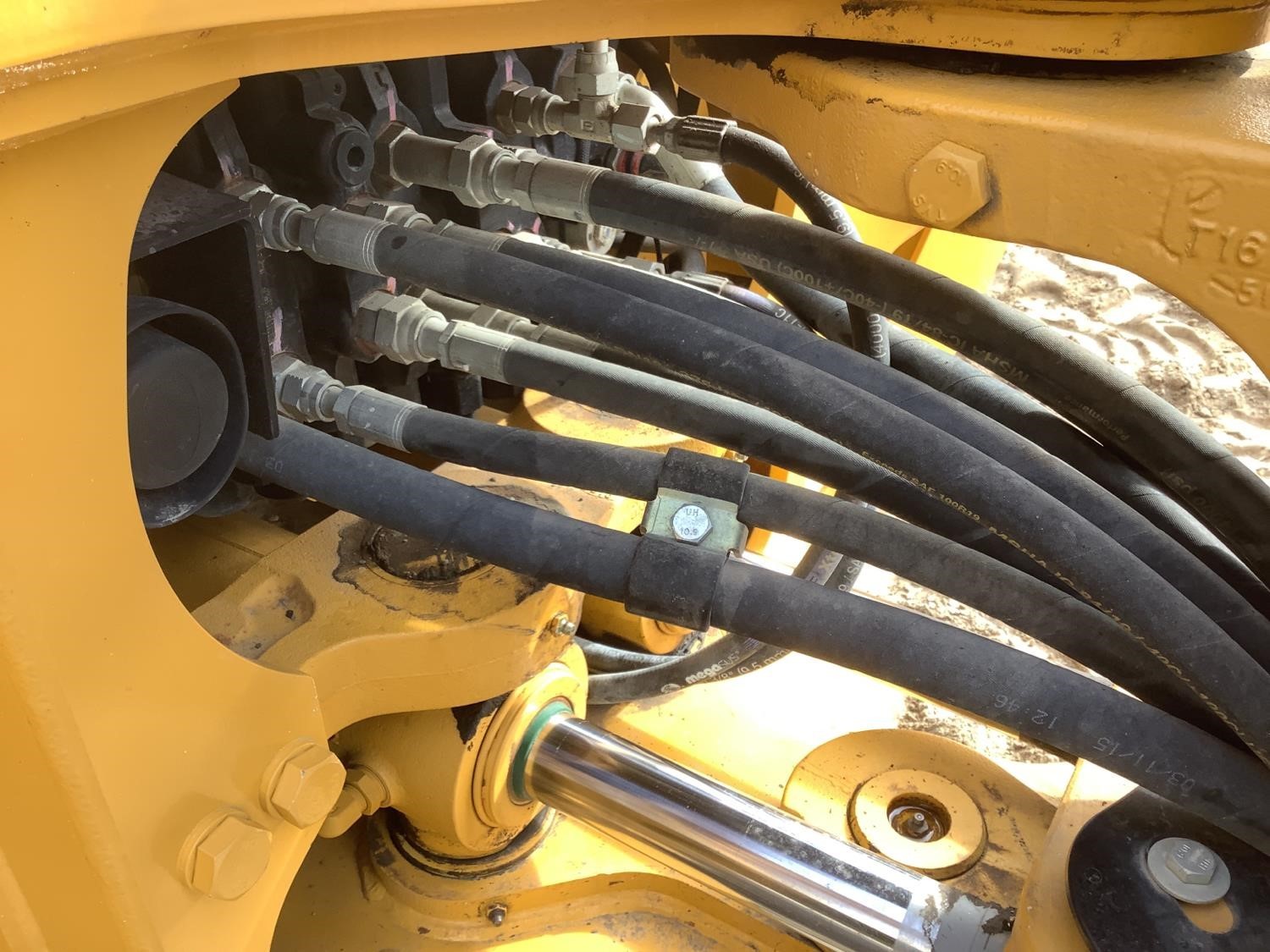 gallery 2015 John Deere 310SL 4x4 Loader Backhoe WExtendahoe, Compactor & Bucket