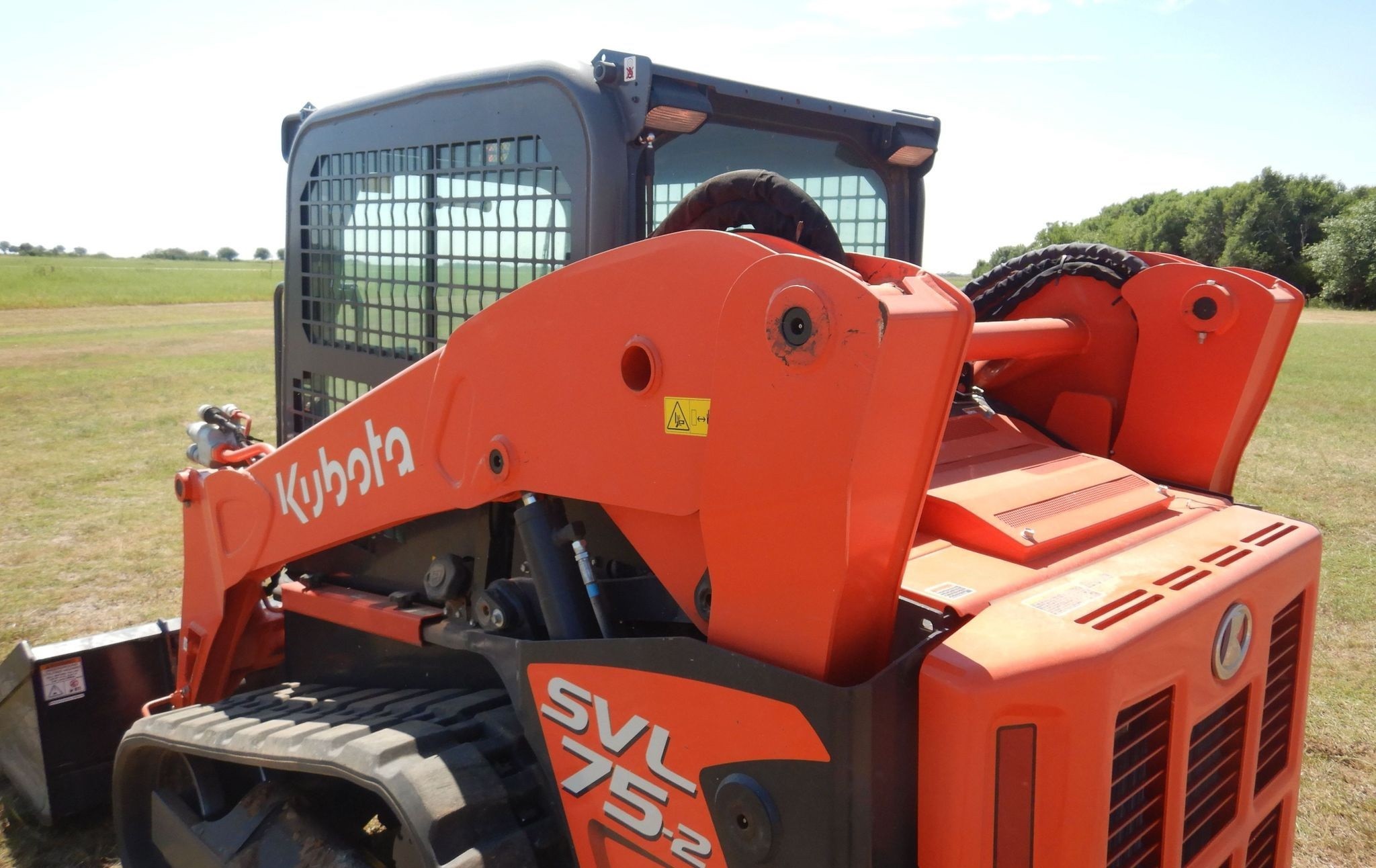 gallery 2021 Kubota SVL75-2  tracked skid steer loader