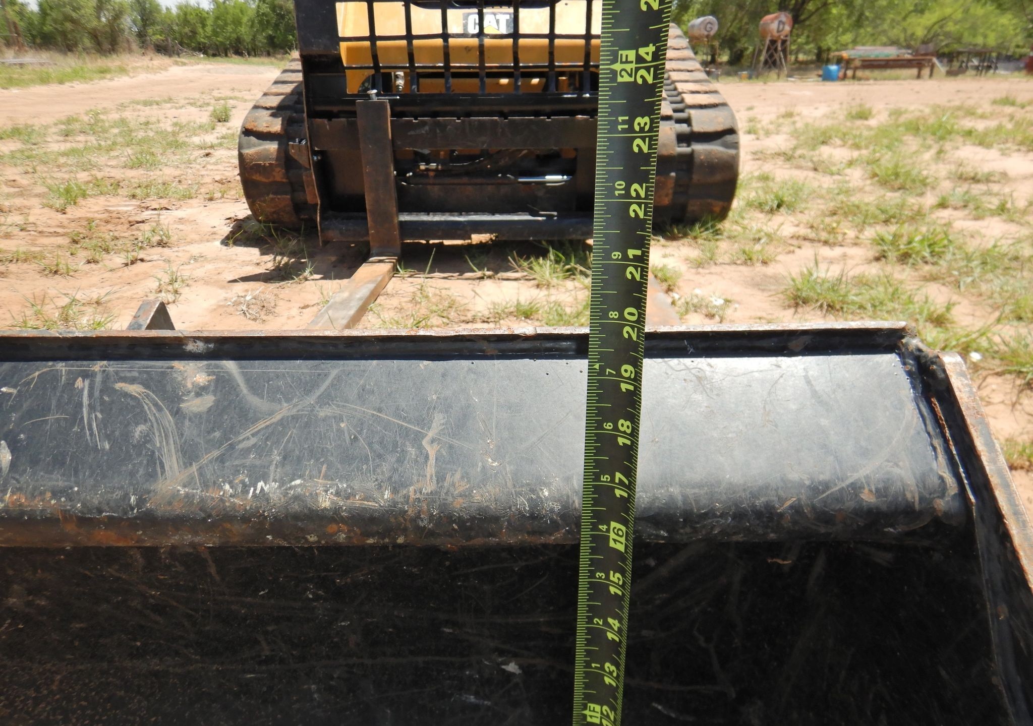 gallery 2019 Caterpillar 289D tracked skid steer loader