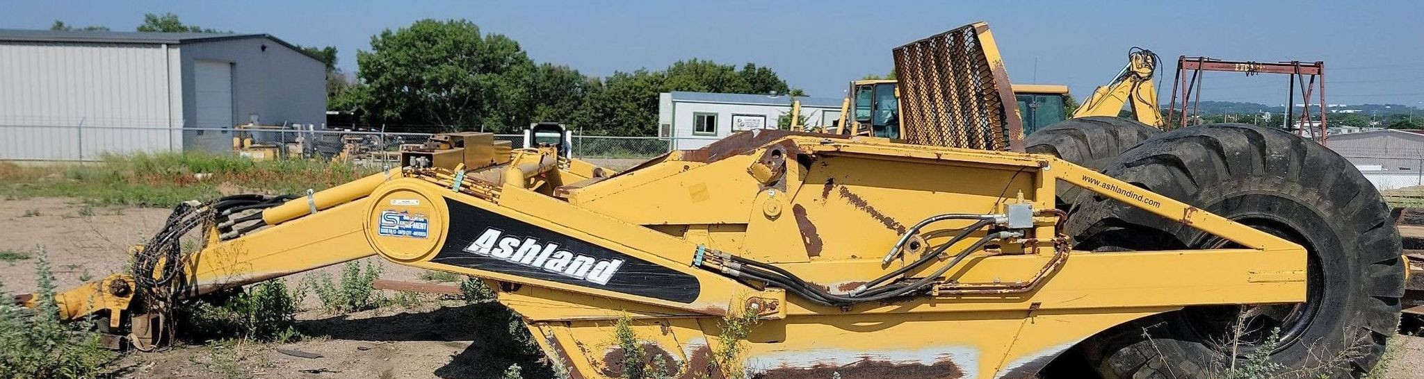 gallery Volvo T450D 4WD scraper tractor