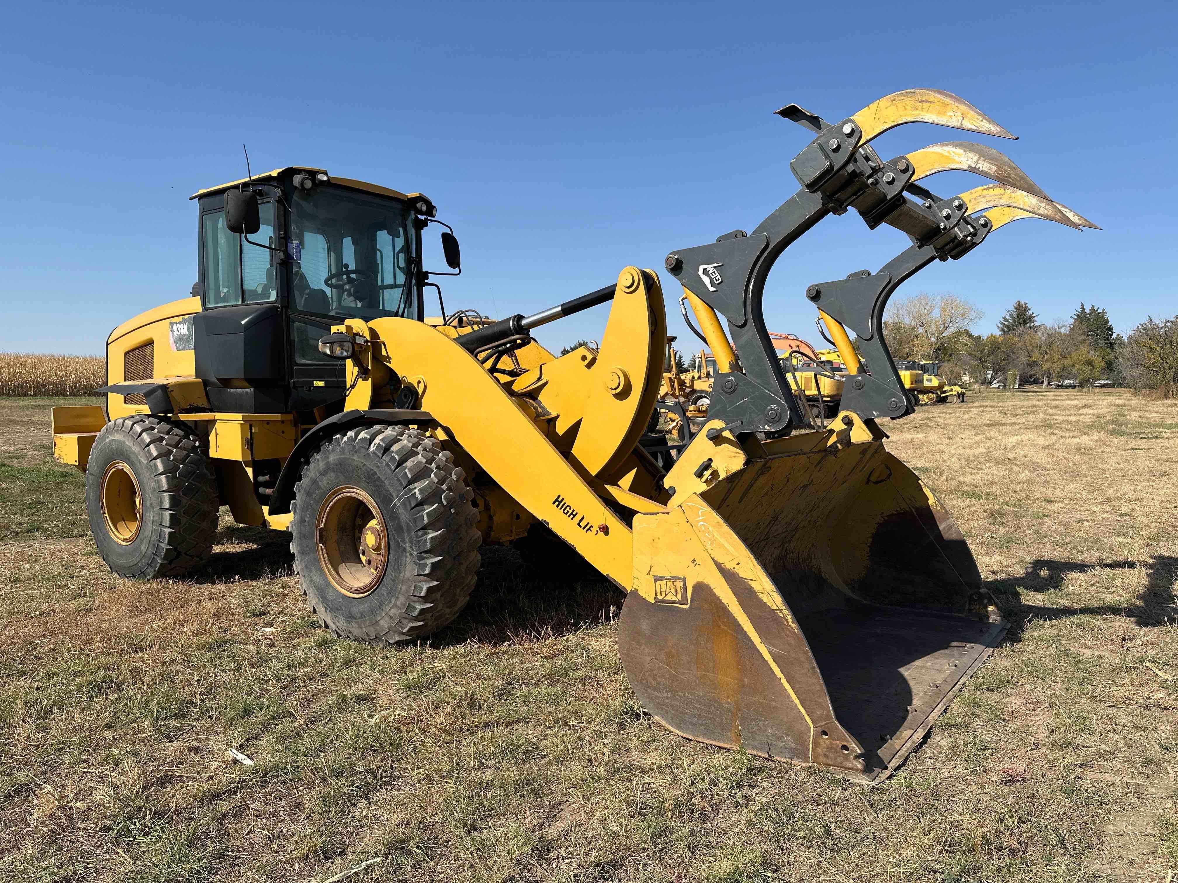 gallery 2012 Caterpillar 938K High Lift Wheel Loader WGrapple