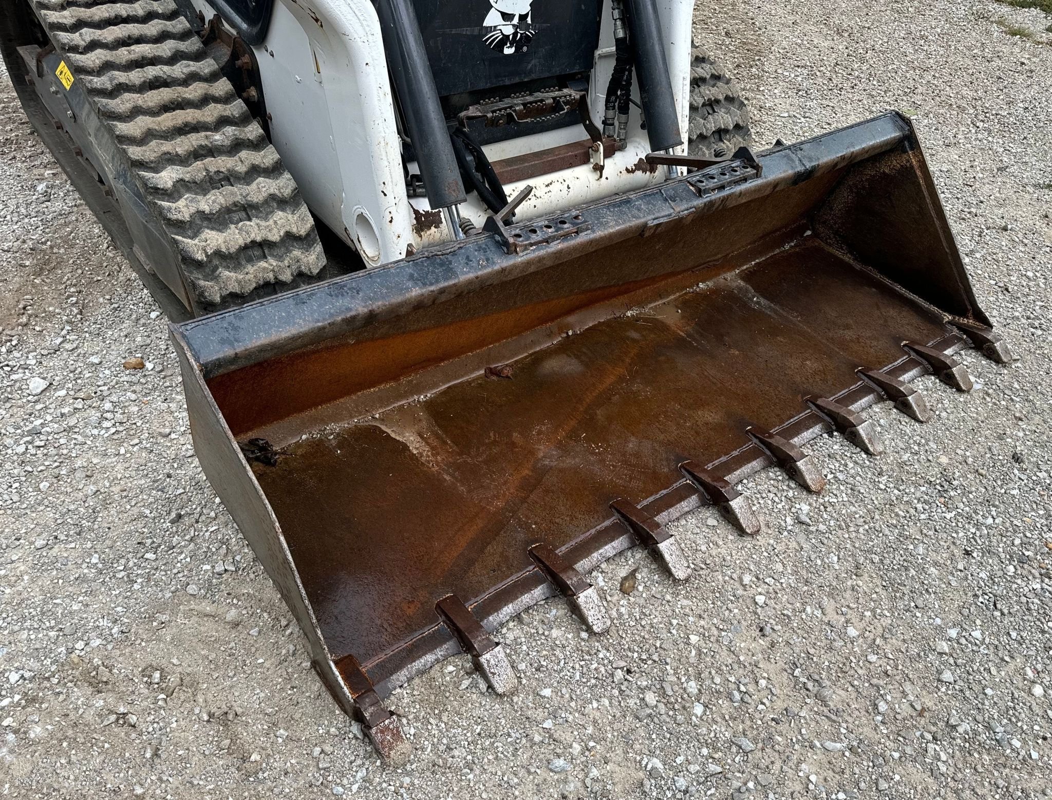 gallery 2022 Bobcat T76 R-Series tracked skid steer loader