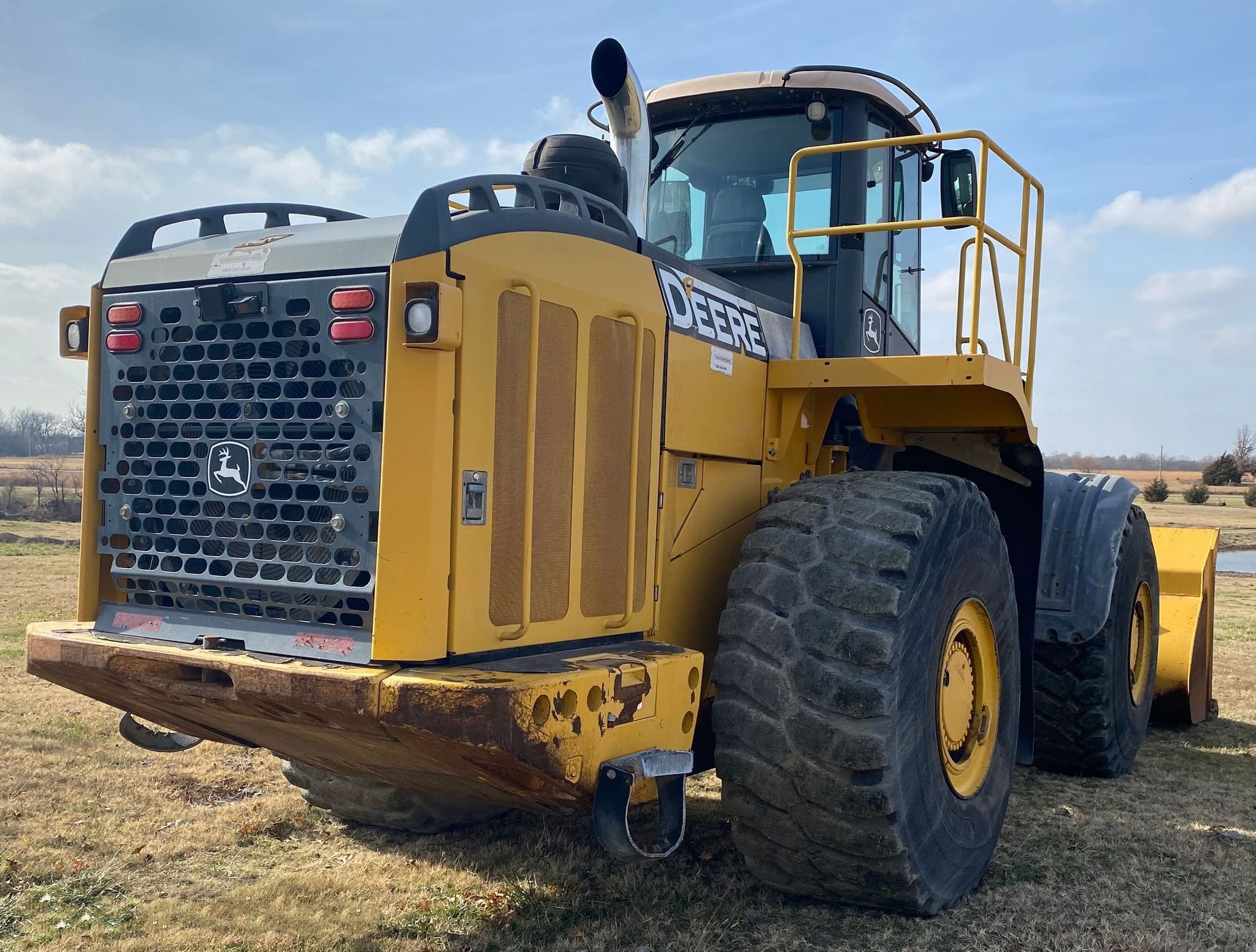 gallery 2011 John Deere 844K wheel loader