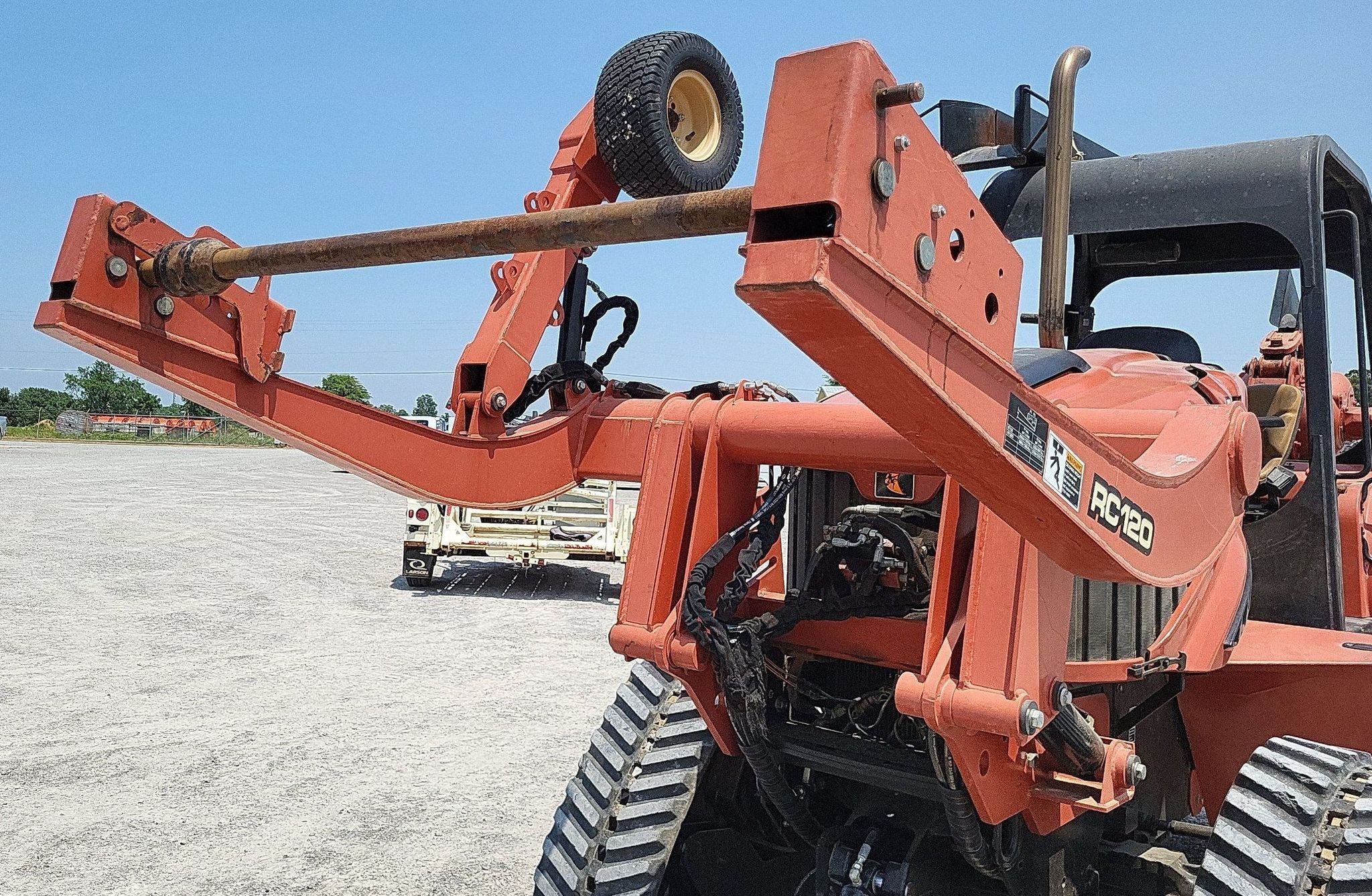 gallery 2012 Ditch Witch RT120 Quad vibratory cable plow