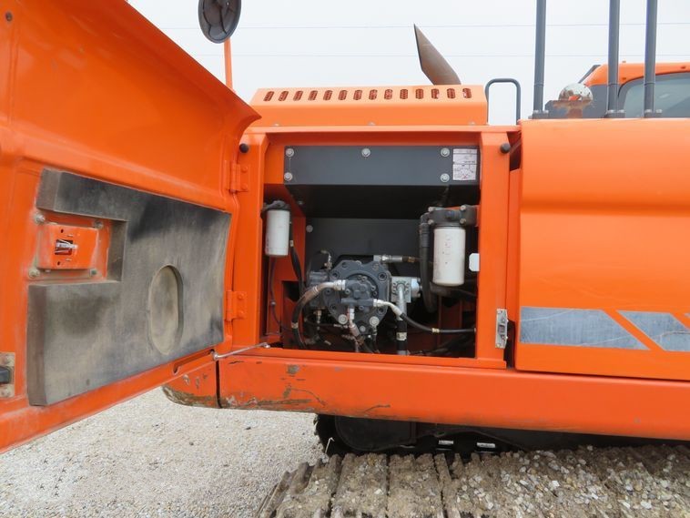 gallery 2014 Doosan DX225LC-3 excavator