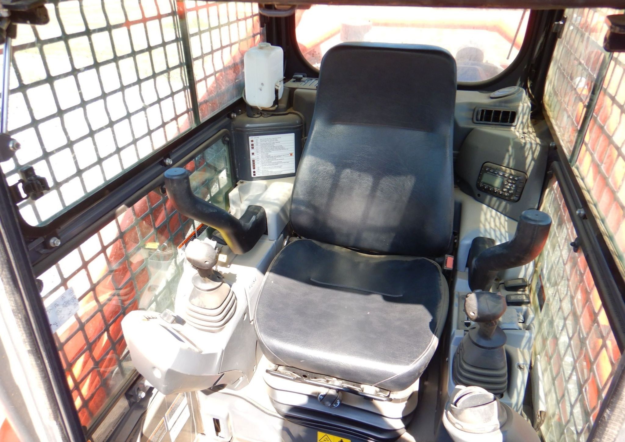 gallery 2020 Kubota SVL95-2S tracked skid steer loader