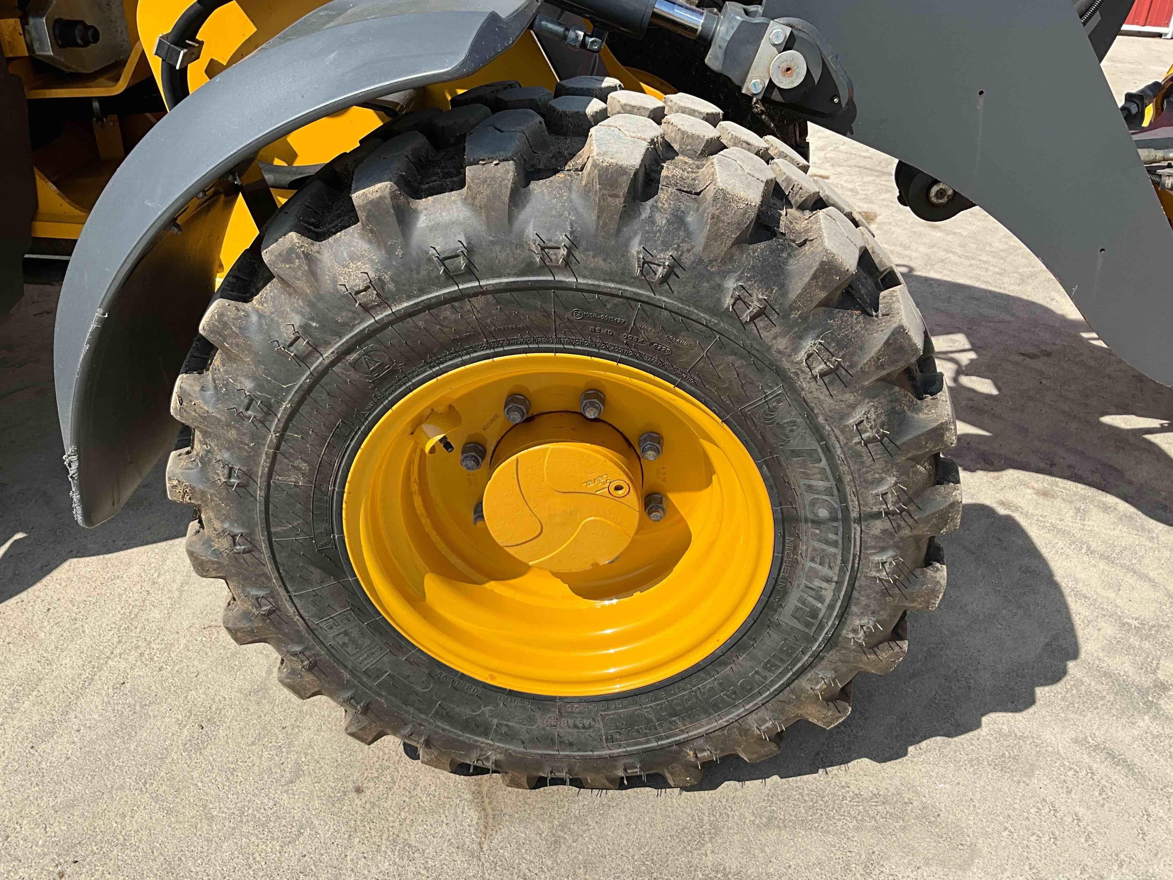 gallery 2021 John Deere 244L Wheel Loader