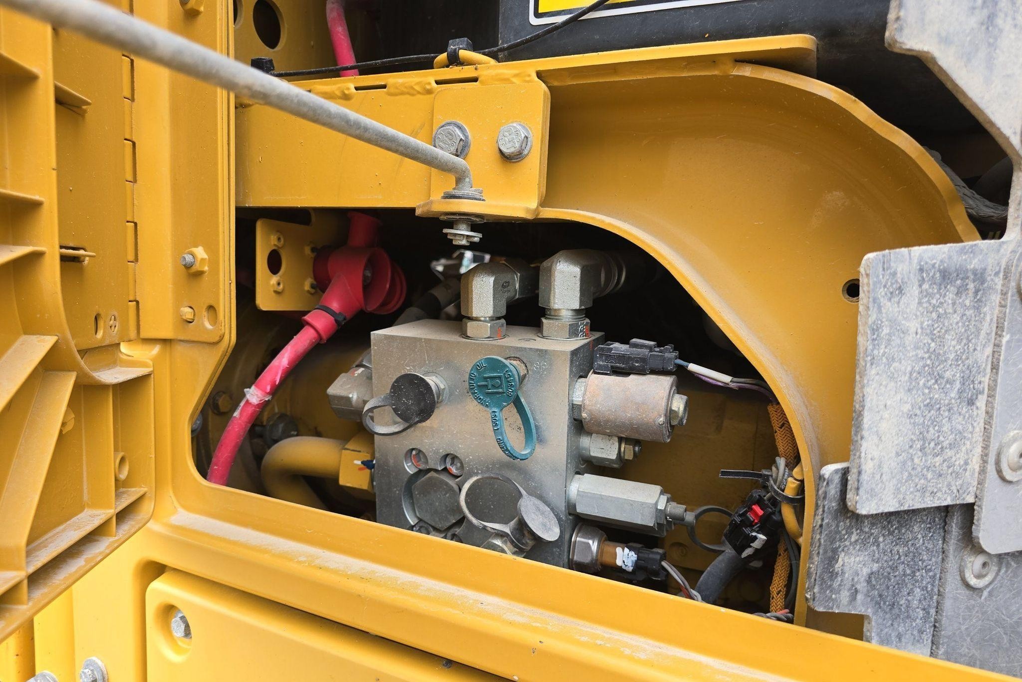 gallery 2012 Caterpillar 140M2 motor grader