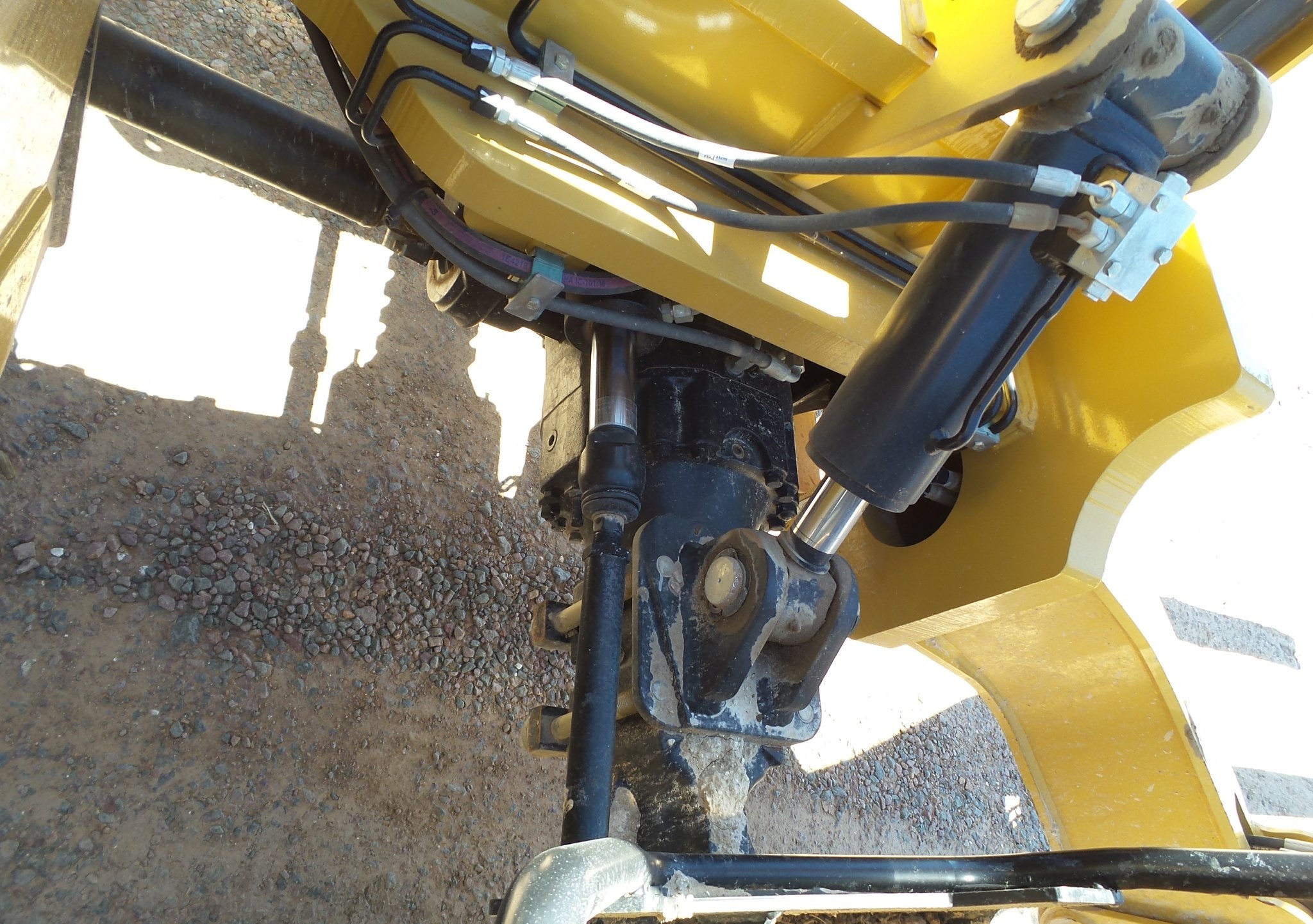 gallery 2013 Caterpillar TL943C telehandler