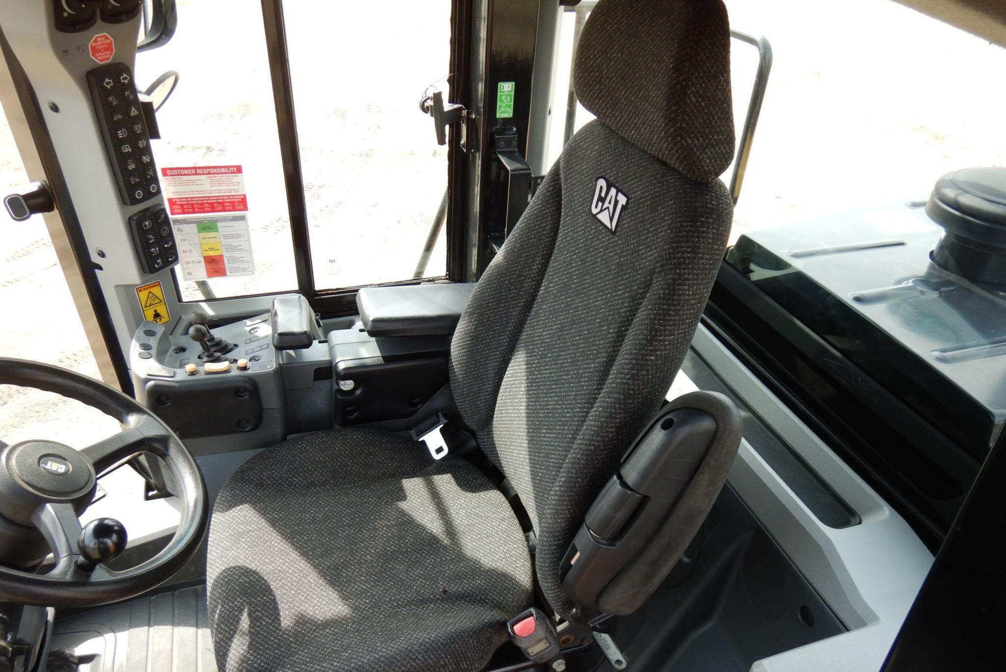 gallery 2014 Caterpillar 950K wheel loader