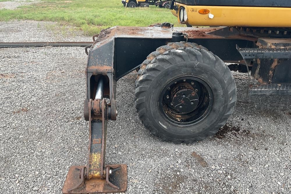 gallery 2011 Caterpillar M322D Wheeled Excavator
