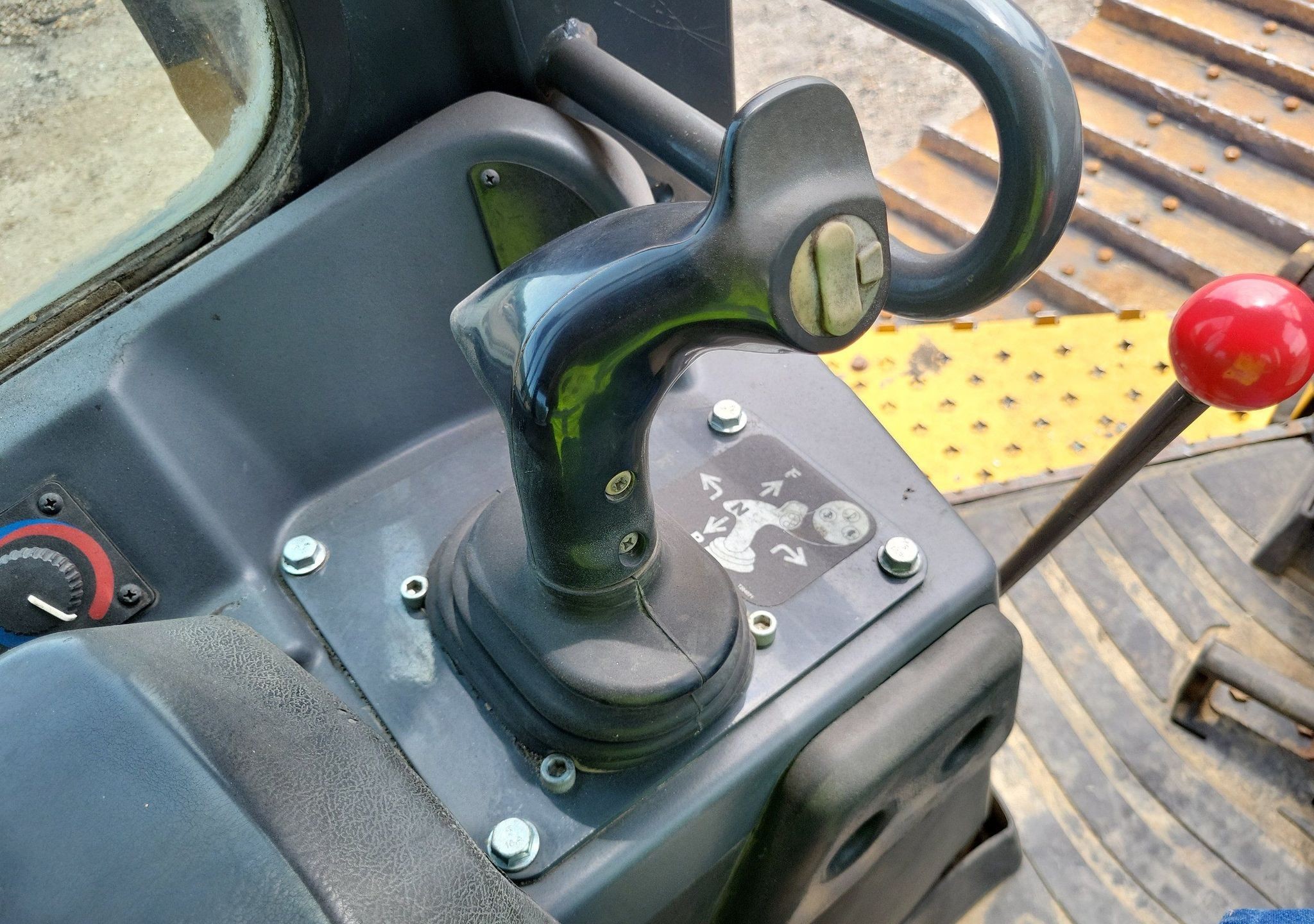 gallery 2015 John Deere 700K LGP dozer