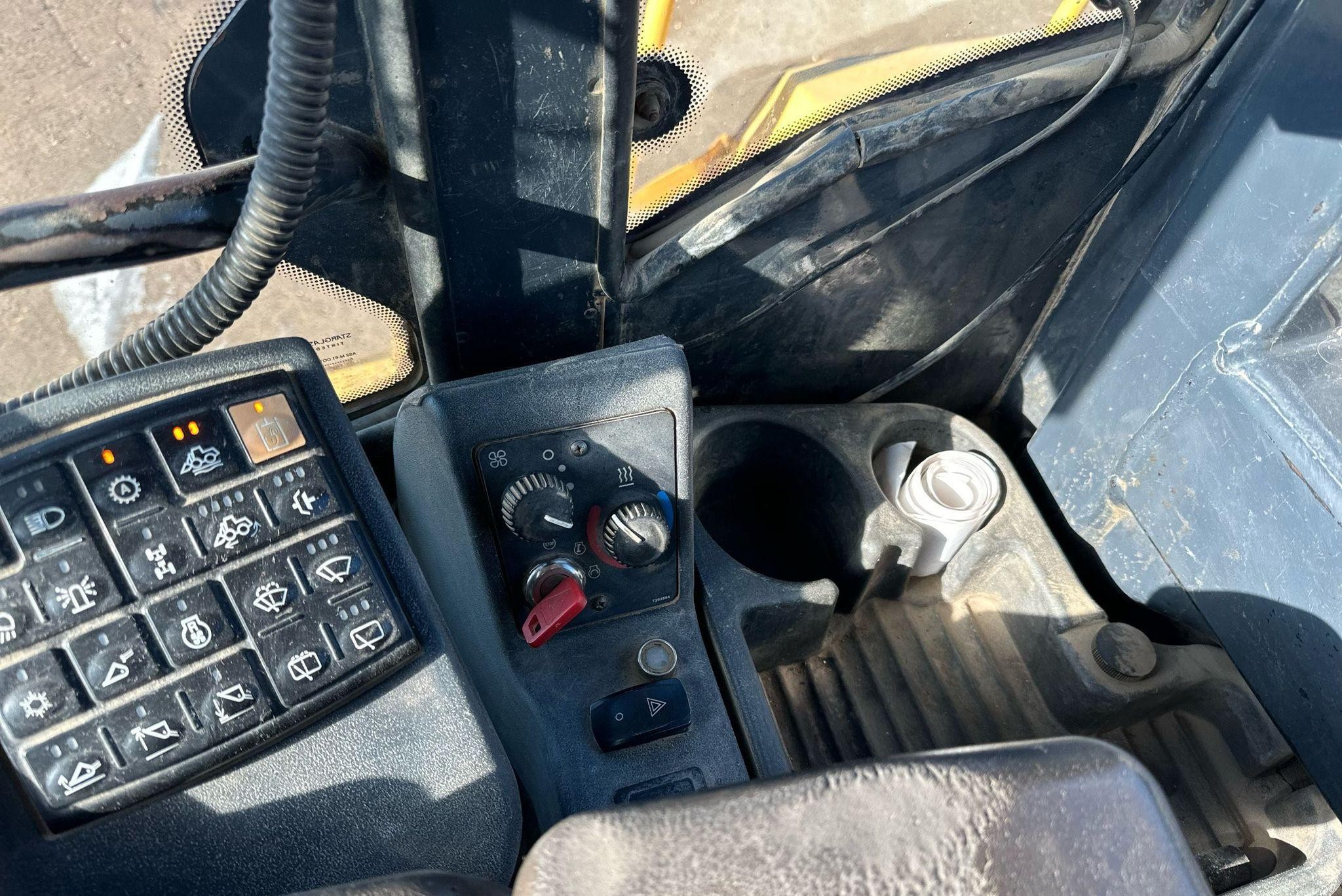 gallery 2006 John Deere 844J wheel loader