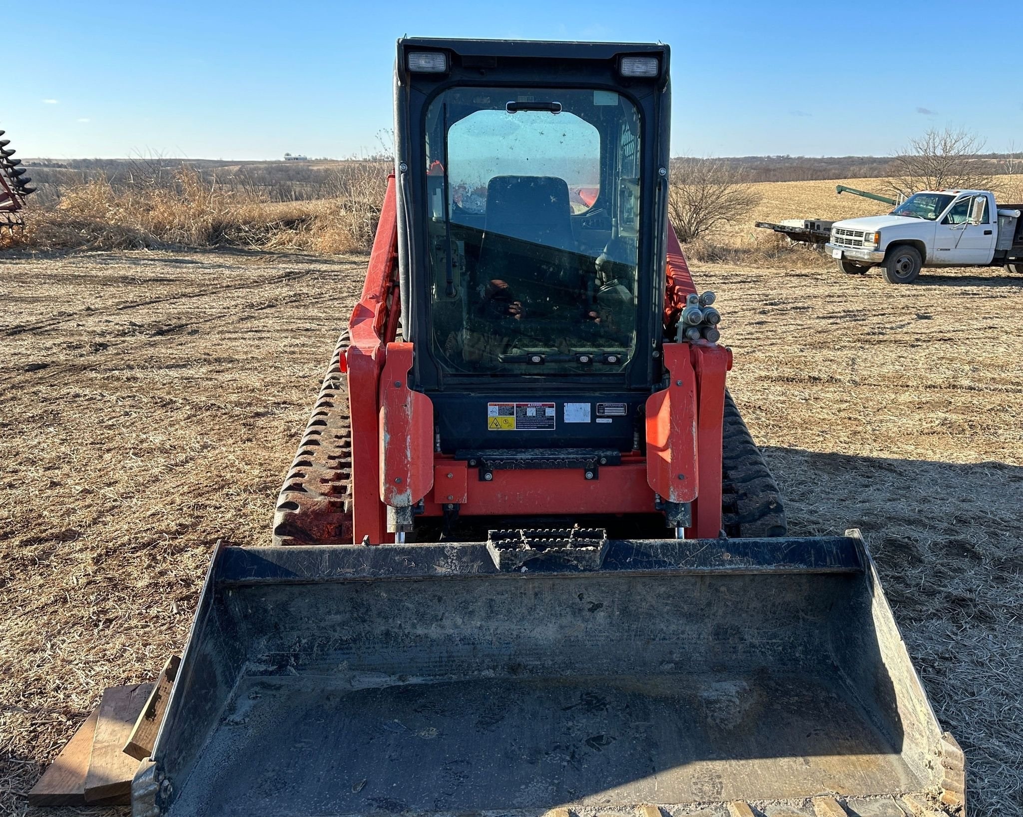 gallery 2019 Kubota SVL95-2S tracked skid steer loader