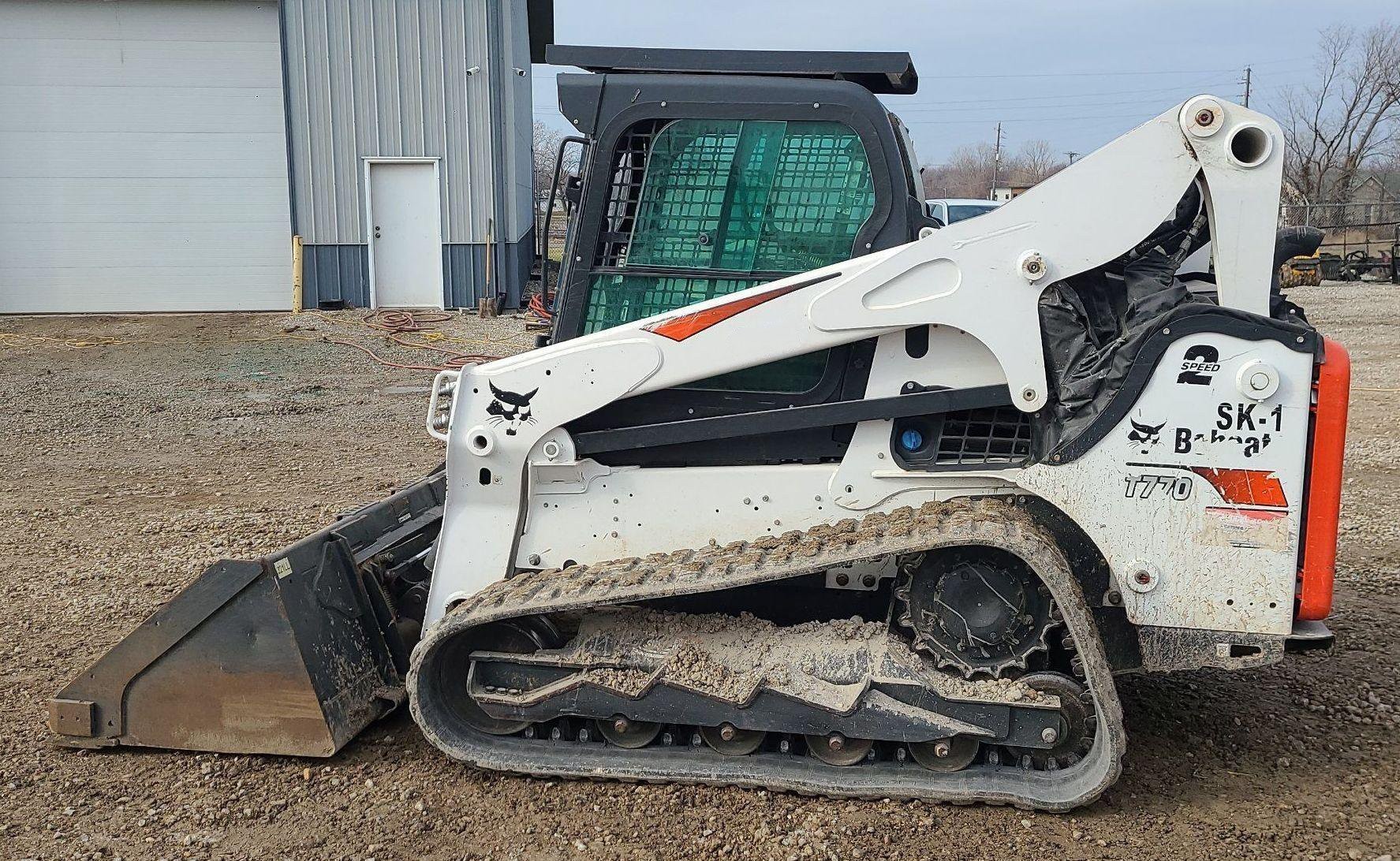 gallery 2019 Bobcat T770 tracked skid steer loader