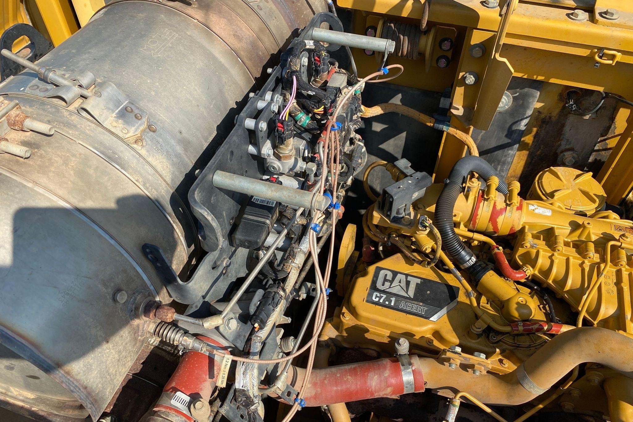 gallery 2012 Caterpillar 329E L excavator