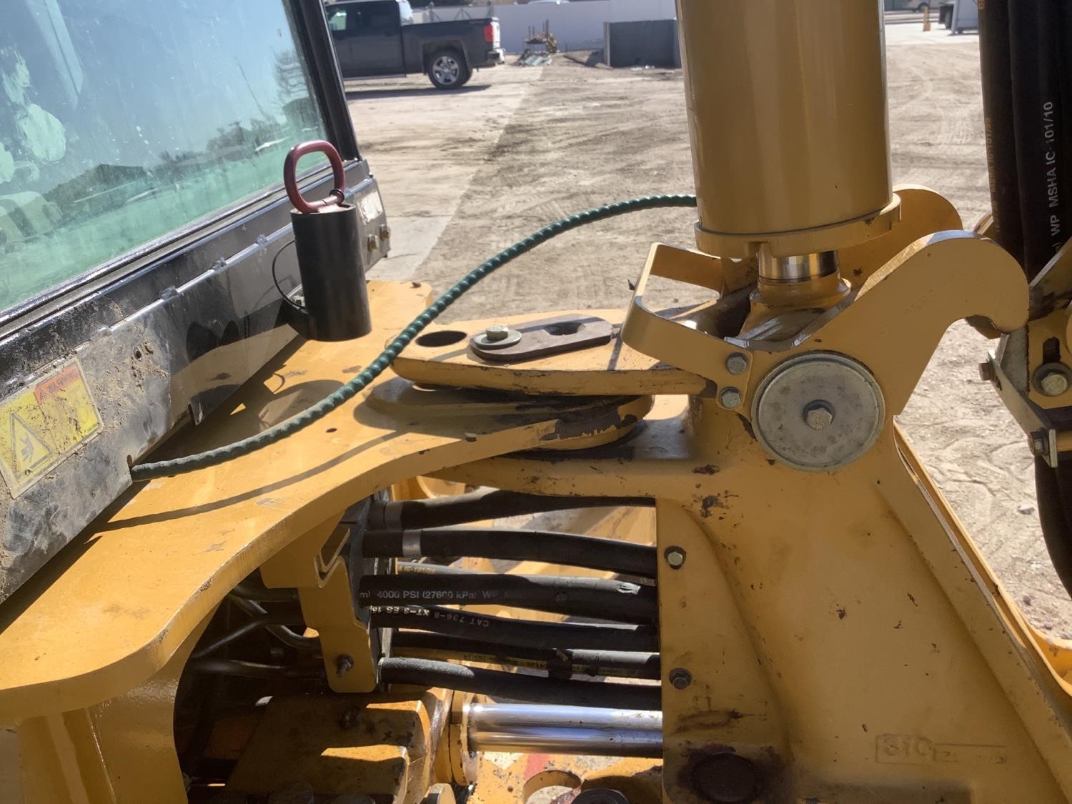 gallery 2005 Caterpillar 420D 4x4 Loader Backhoe W4-IN-1 Bucket & Extend