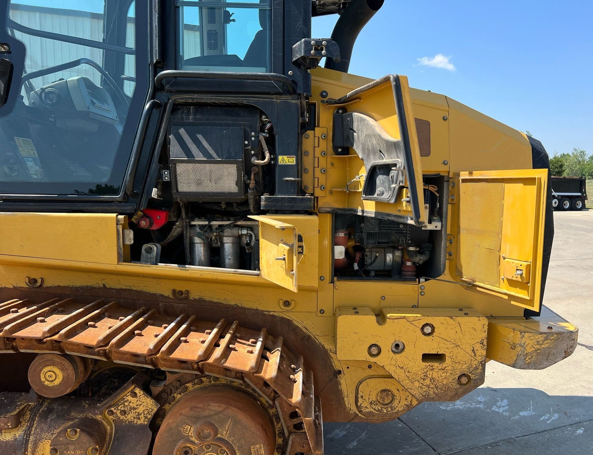gallery 2016 Caterpillar 963K track loader