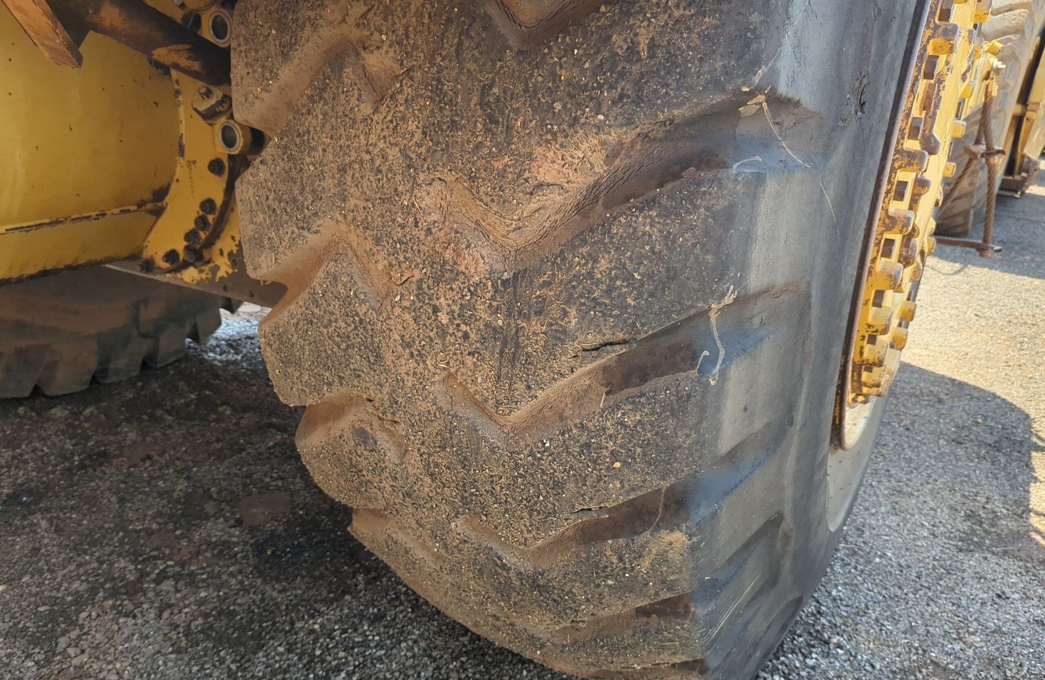 gallery 1995 Caterpillar 623F Elevating Scraper