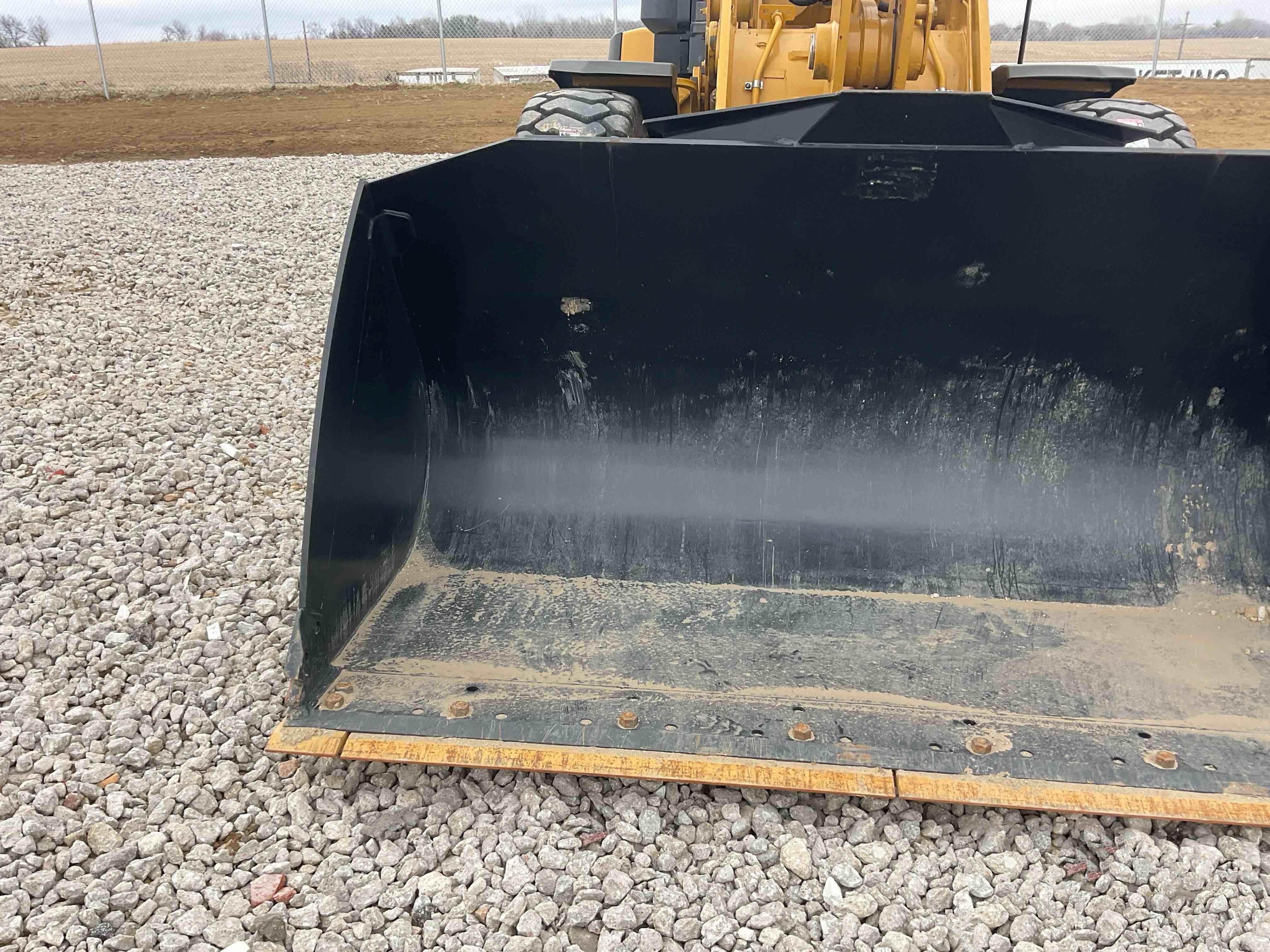 gallery 2016 Caterpillar 938M Wheel Loader