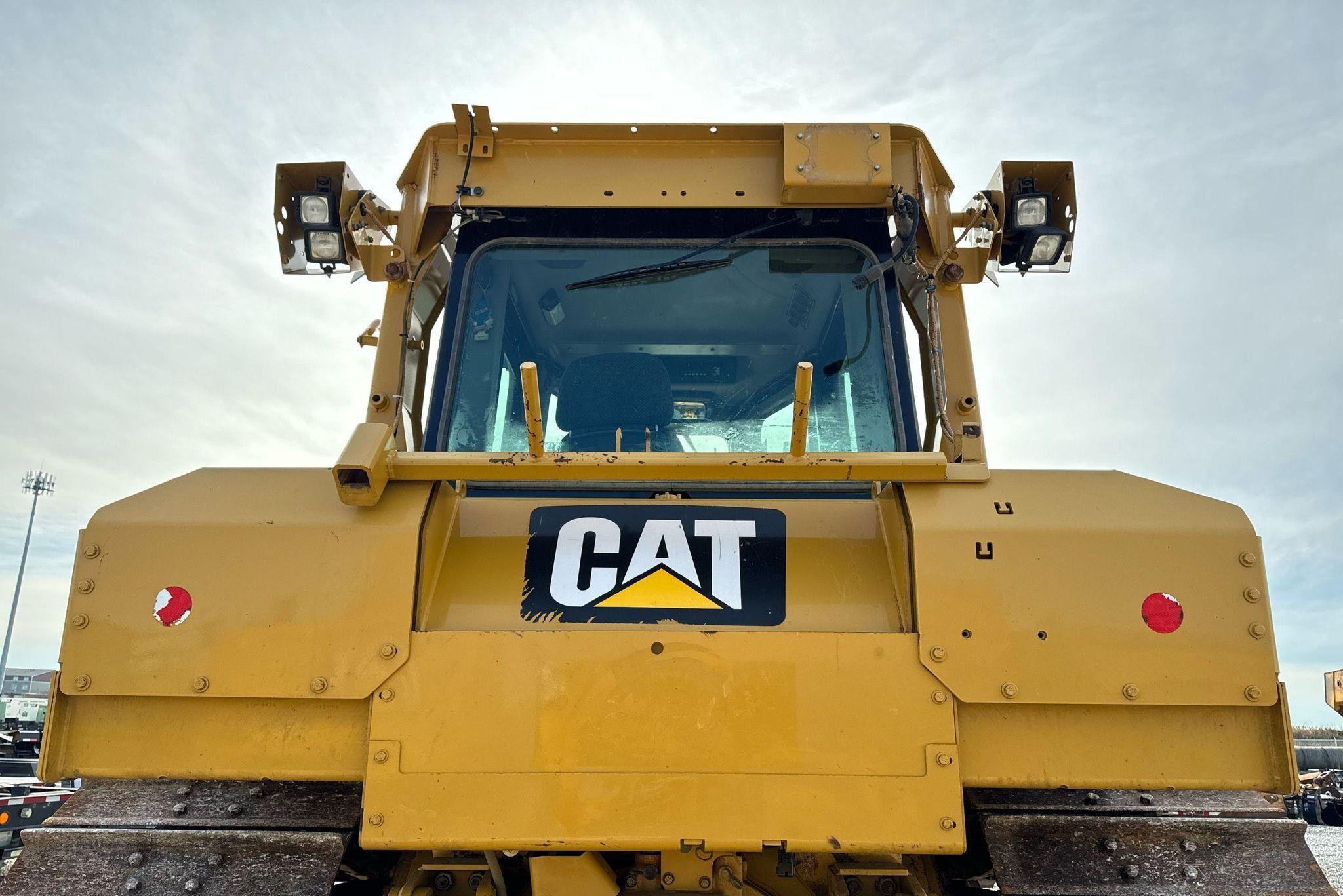 gallery 2014 Caterpillar D6T LGP dozer