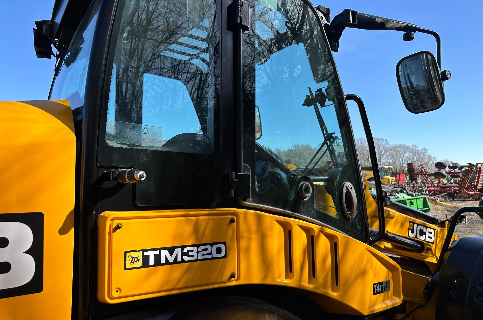 gallery 2017 JCB TM320 4x4 Telehandler