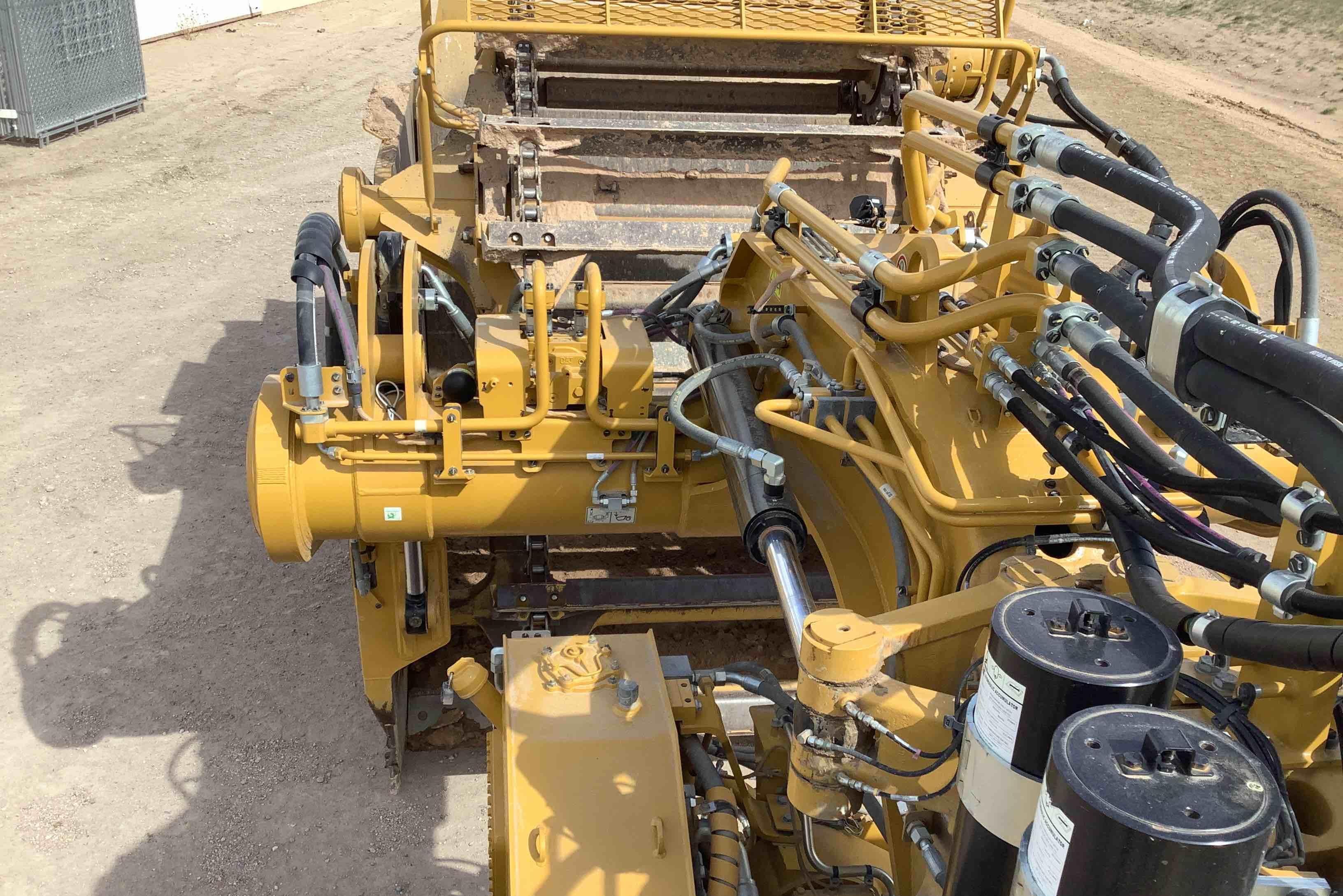 gallery 2017 Caterpillar 623K Self Propelled Elevating Scraper