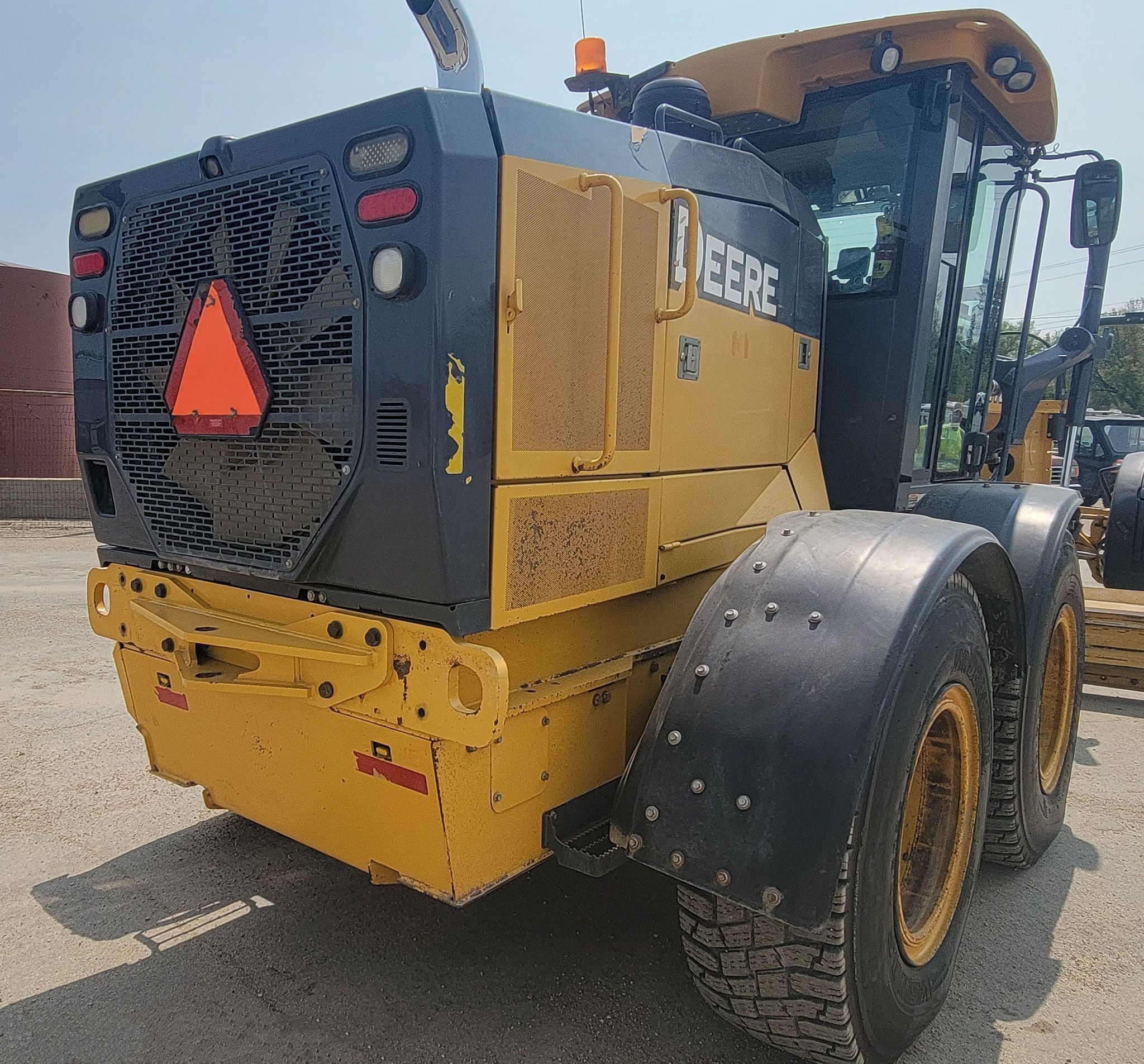gallery 2016 John Deere 772GP motor grader