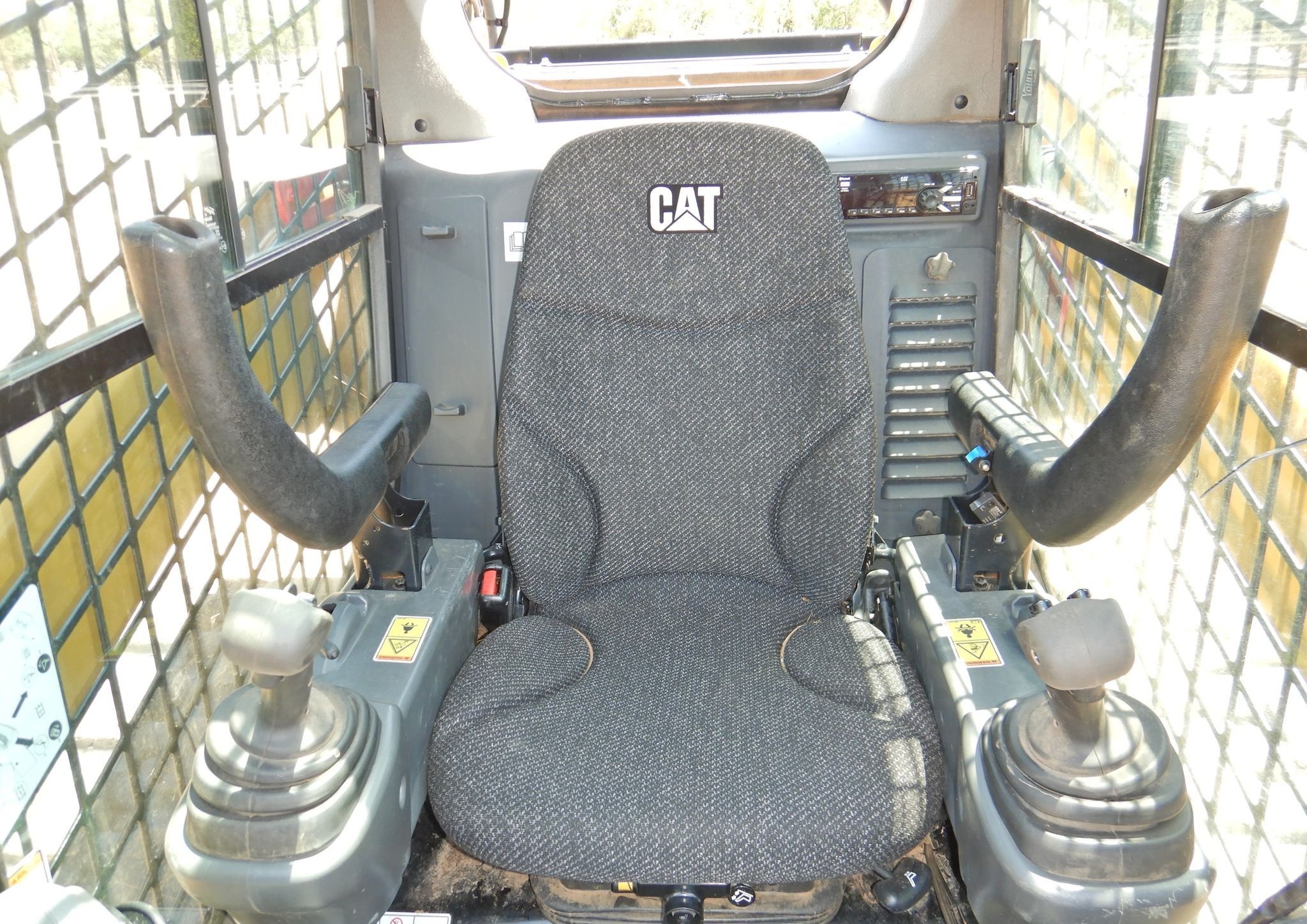 gallery 2019 Caterpillar 289D tracked skid steer loader
