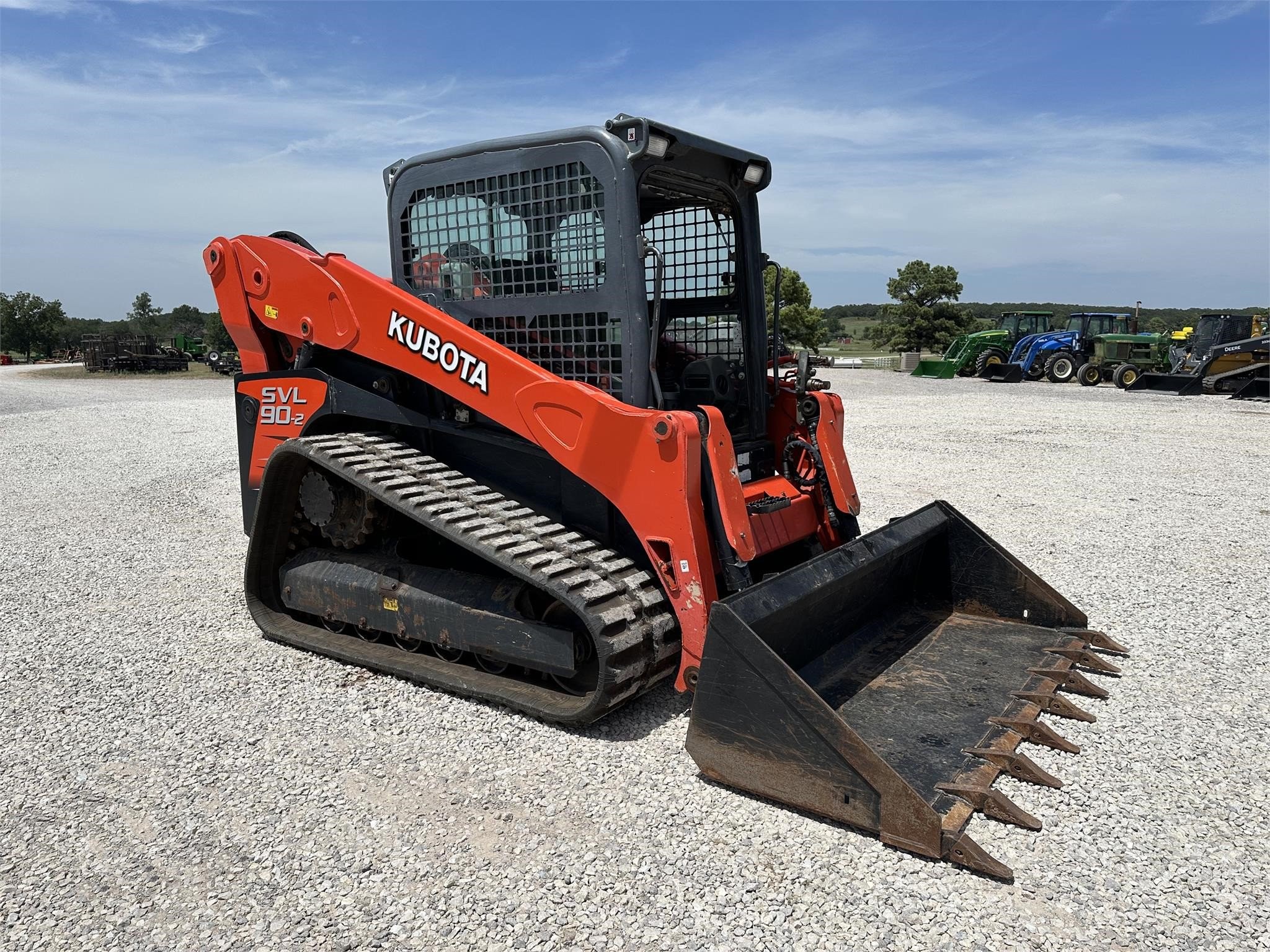 gallery 2016 Kubota SVL90-2 Skid Steer