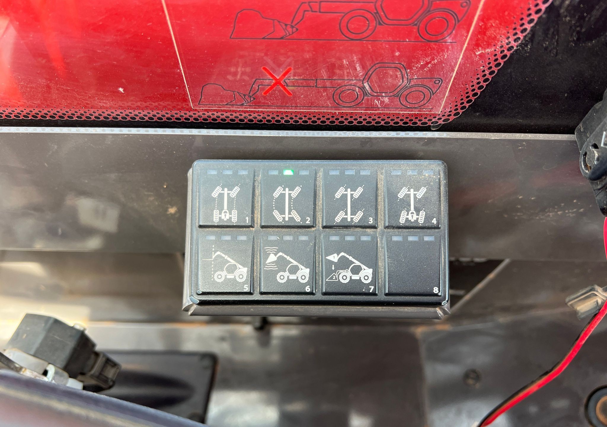 gallery 2017 Manitou MLT840 telehandler