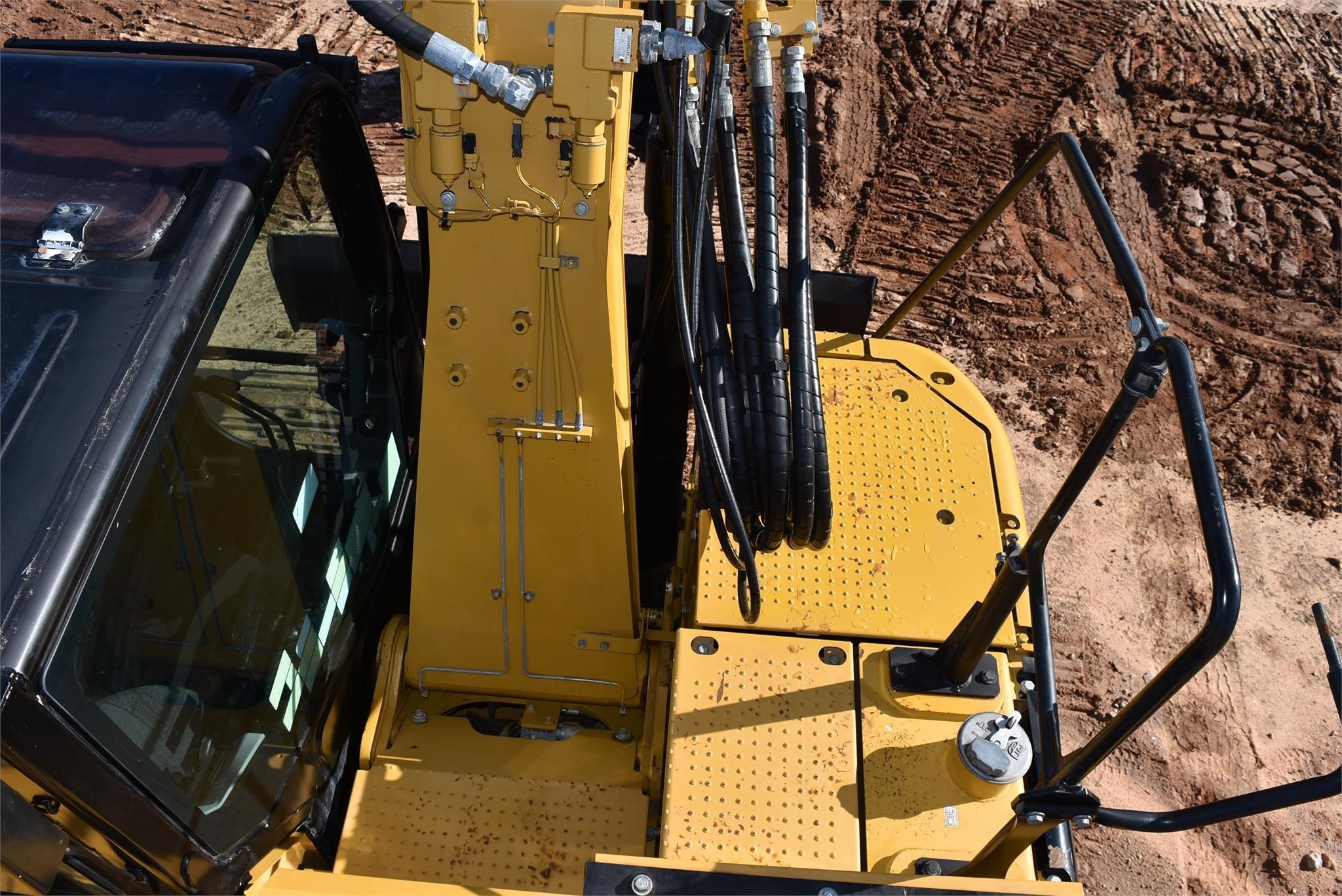 gallery 2018 CATERPILLAR 315F LCR