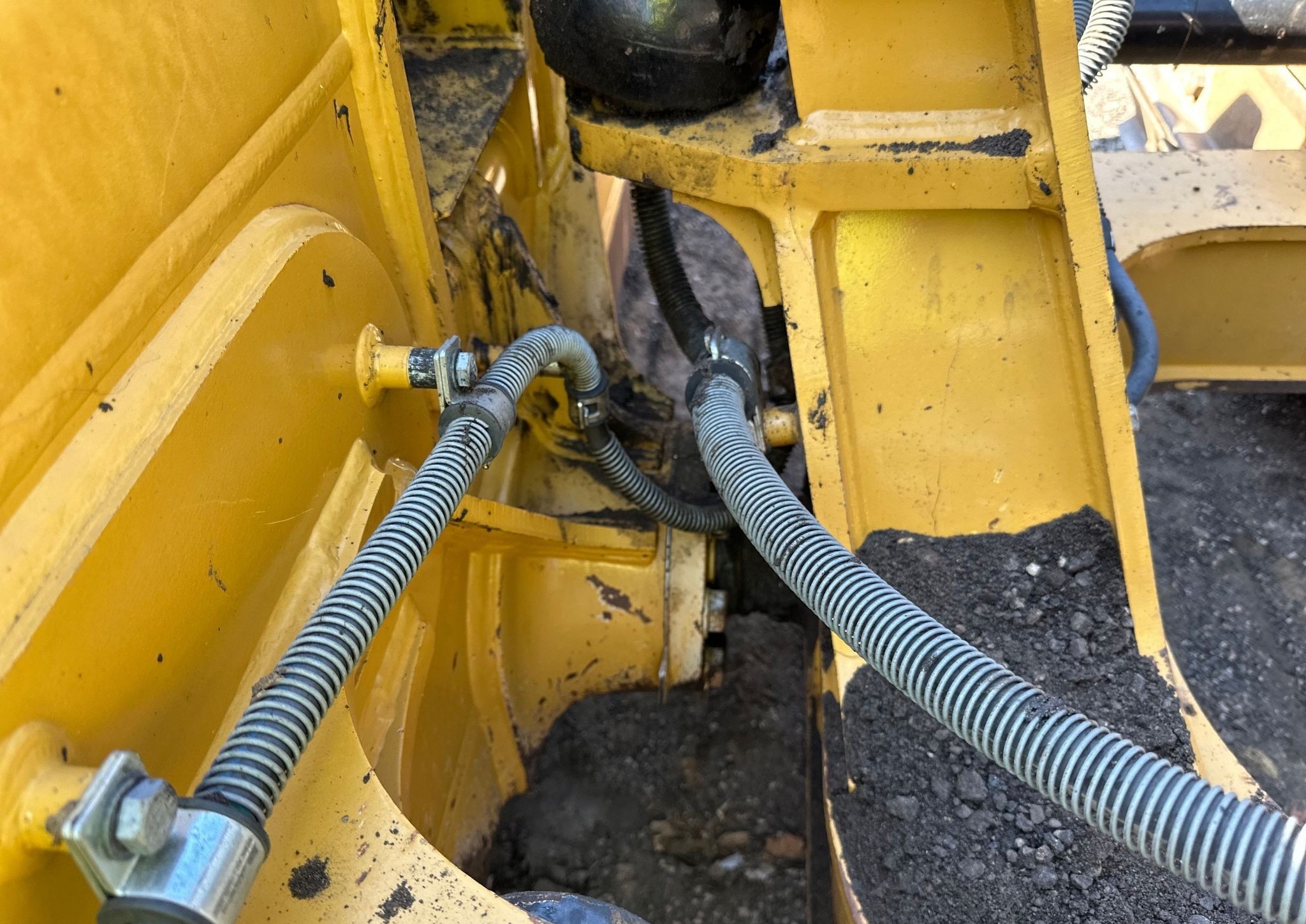 gallery 2016 Caterpillar D6K2 LGP dozer