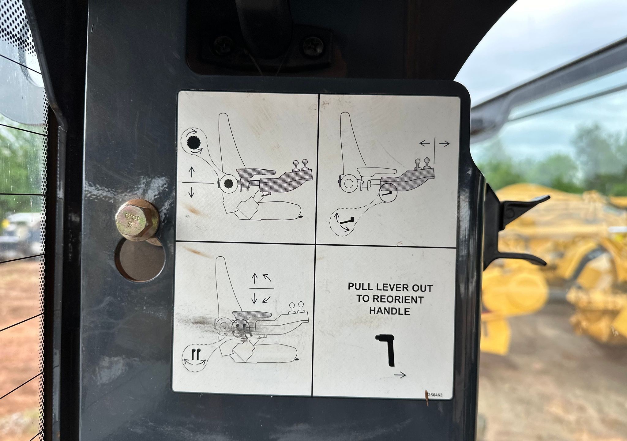 gallery 2013 John Deere 772GP motor grader