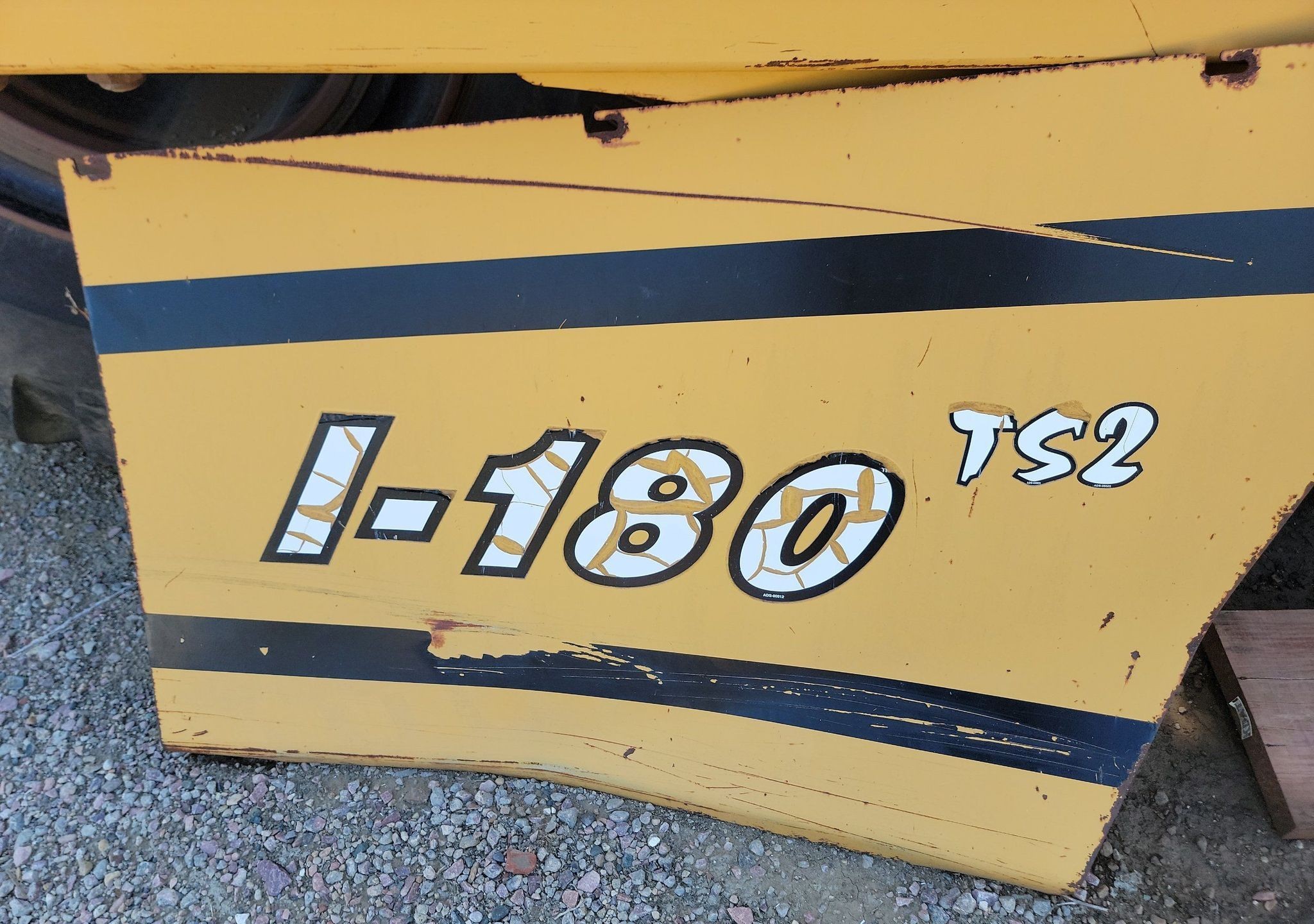 gallery Volvo T450D 4WD scraper tractor