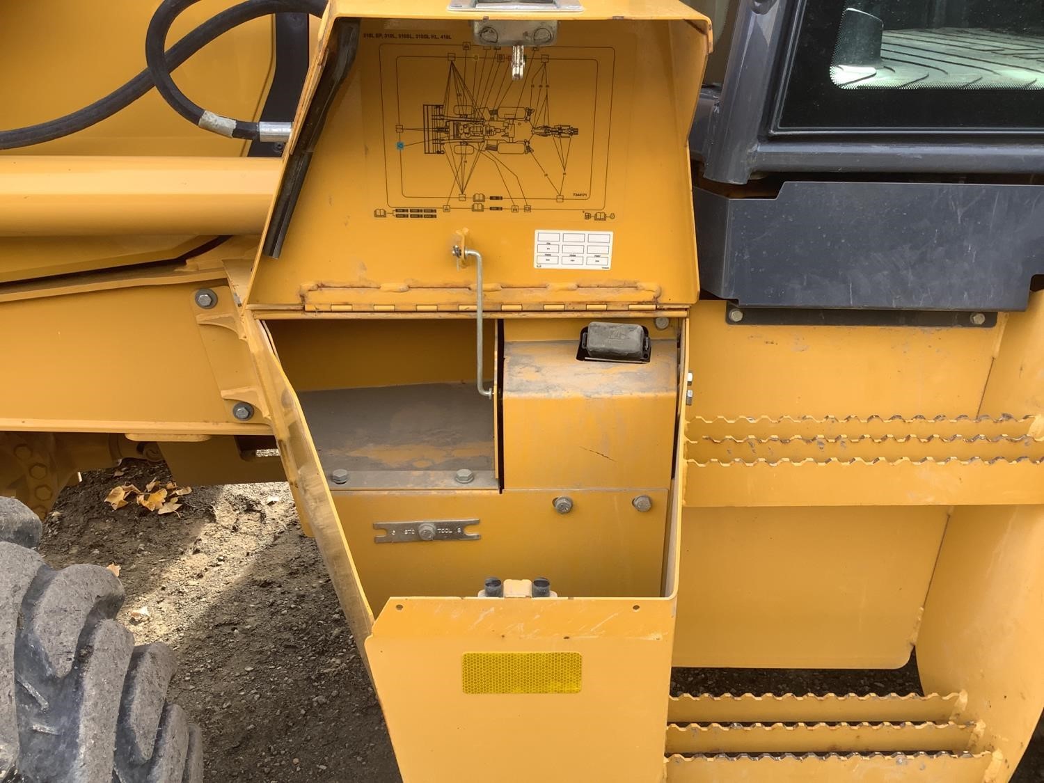 gallery 2015 John Deere 310SL 4x4 Loader Backhoe WExtendahoe, Compactor & Bucket