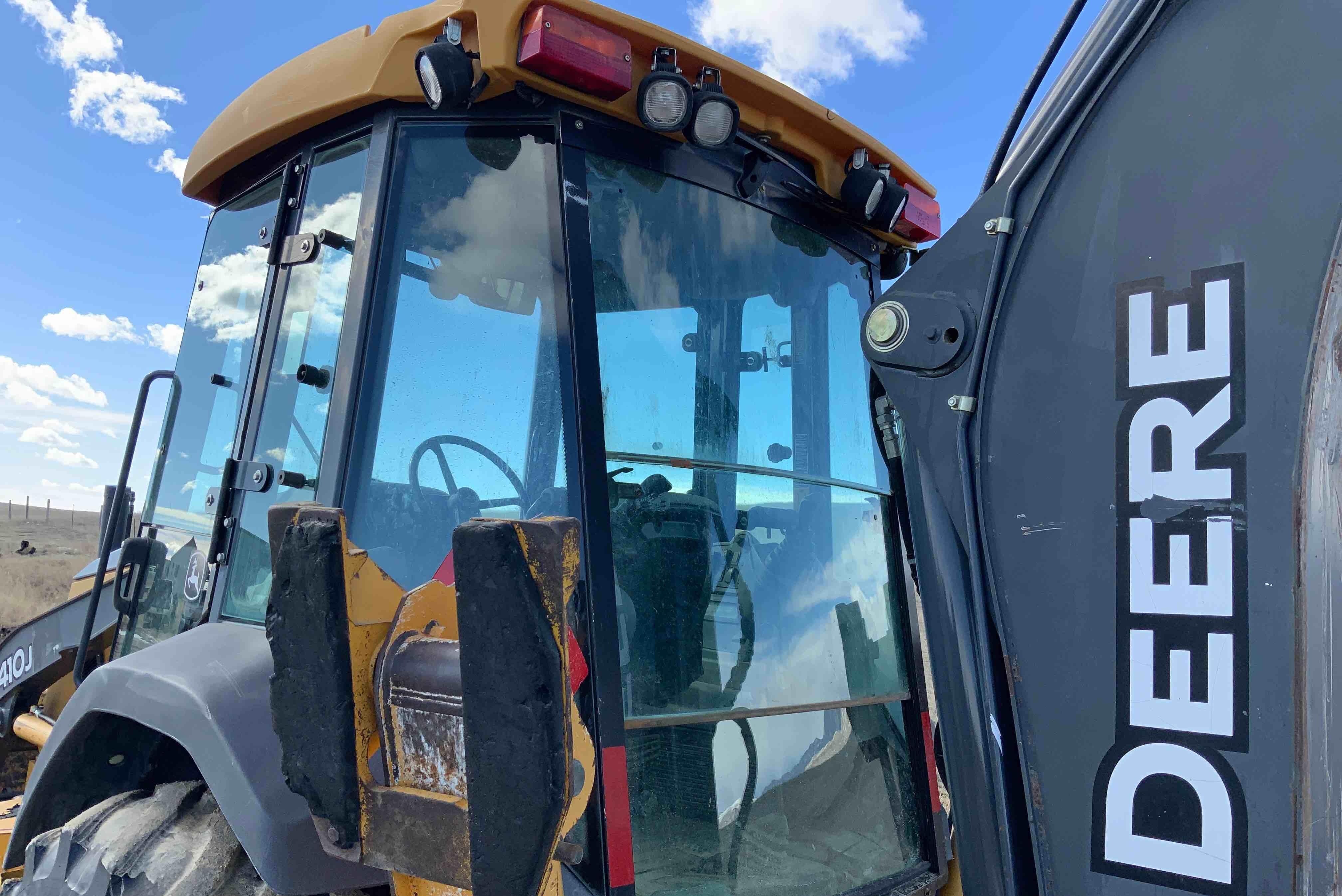 gallery 2012 John Deere 410J 4x4 Loader Backhoew Extendahoe