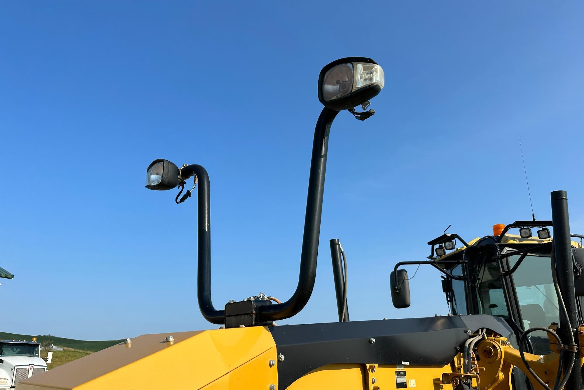 gallery 2014 Caterpillar 140M2 VHP Plus Motor Grader