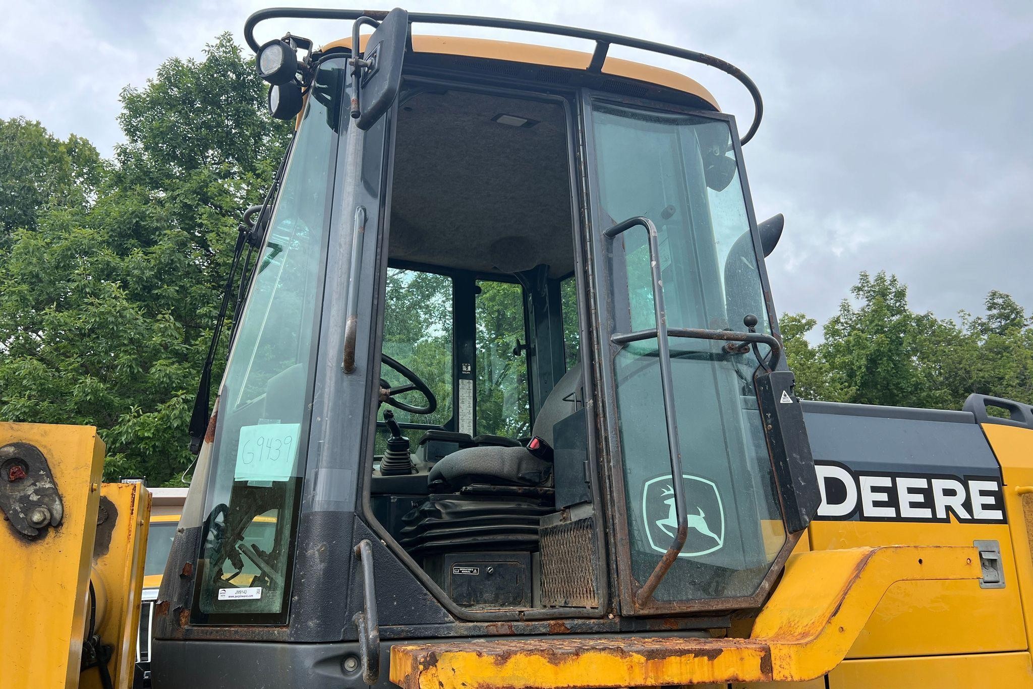 gallery 2008 John Deere 544J wheel loader