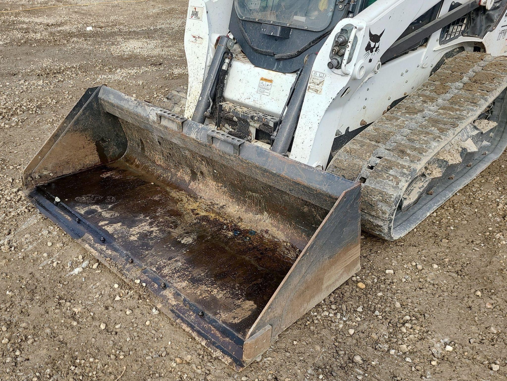gallery 2019 Bobcat T770 tracked skid steer loader